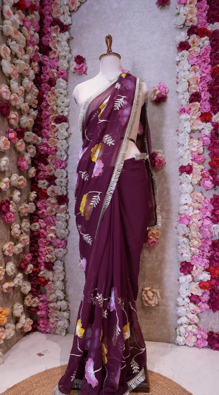 BRUSH PRINT DESIGN WITH KACHI GOTA PATTI WORK & LACE SAREE (WITH BLOUSE)