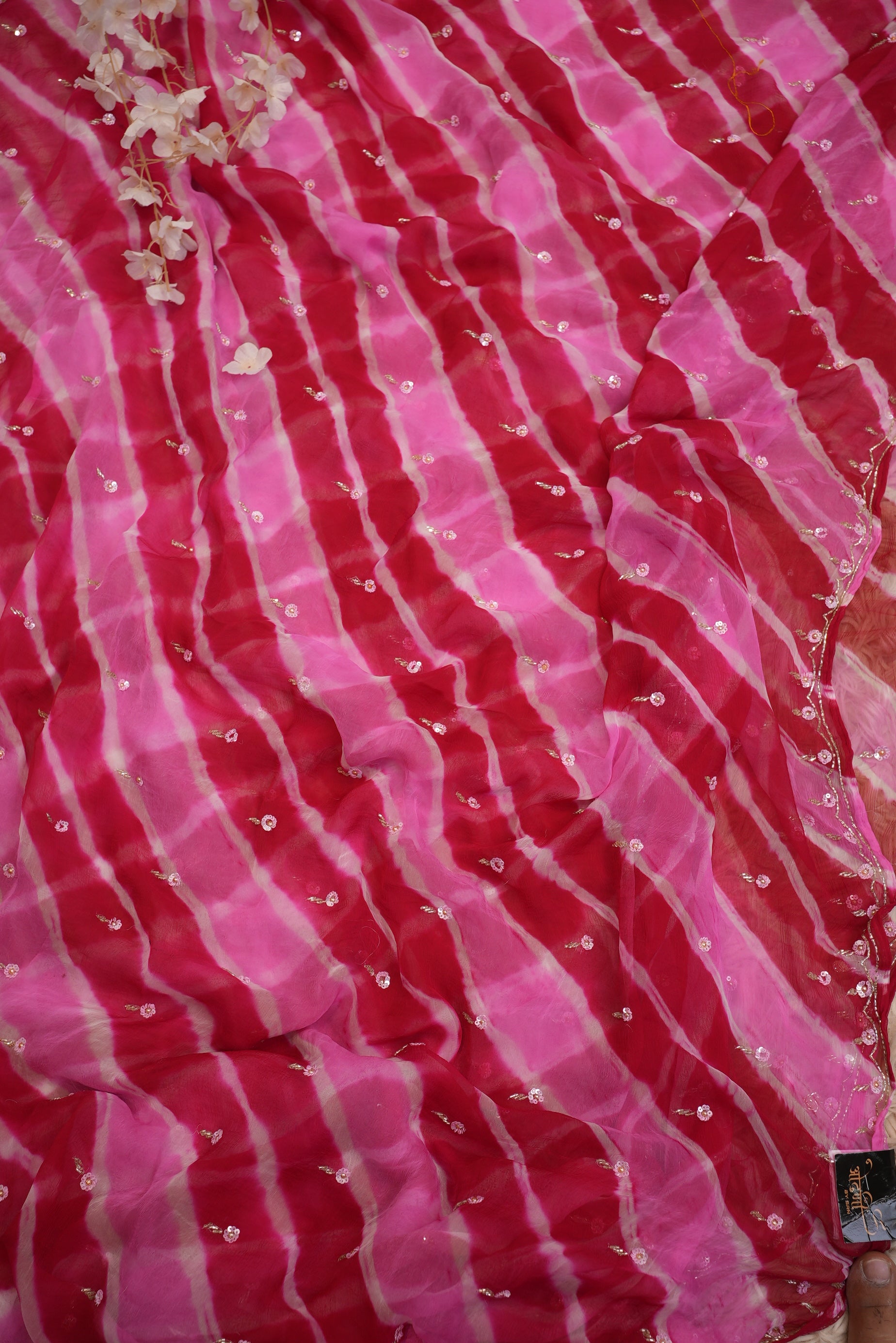 Pure Chiffon Leheriya Saree with Sequins Butti Work (With Blouse)