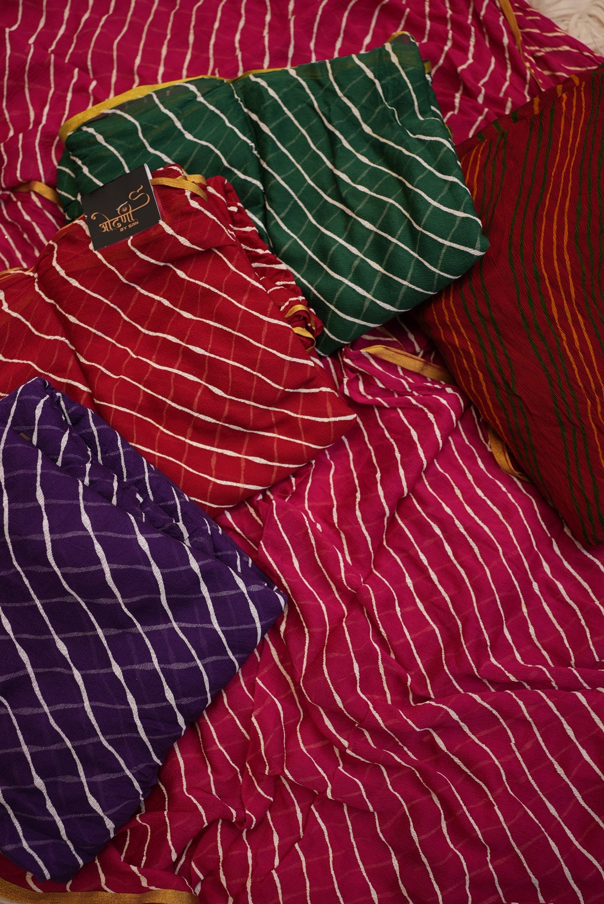 Rajasthani Leheriya Chiffon Saree with Lace Border (With Blouse)