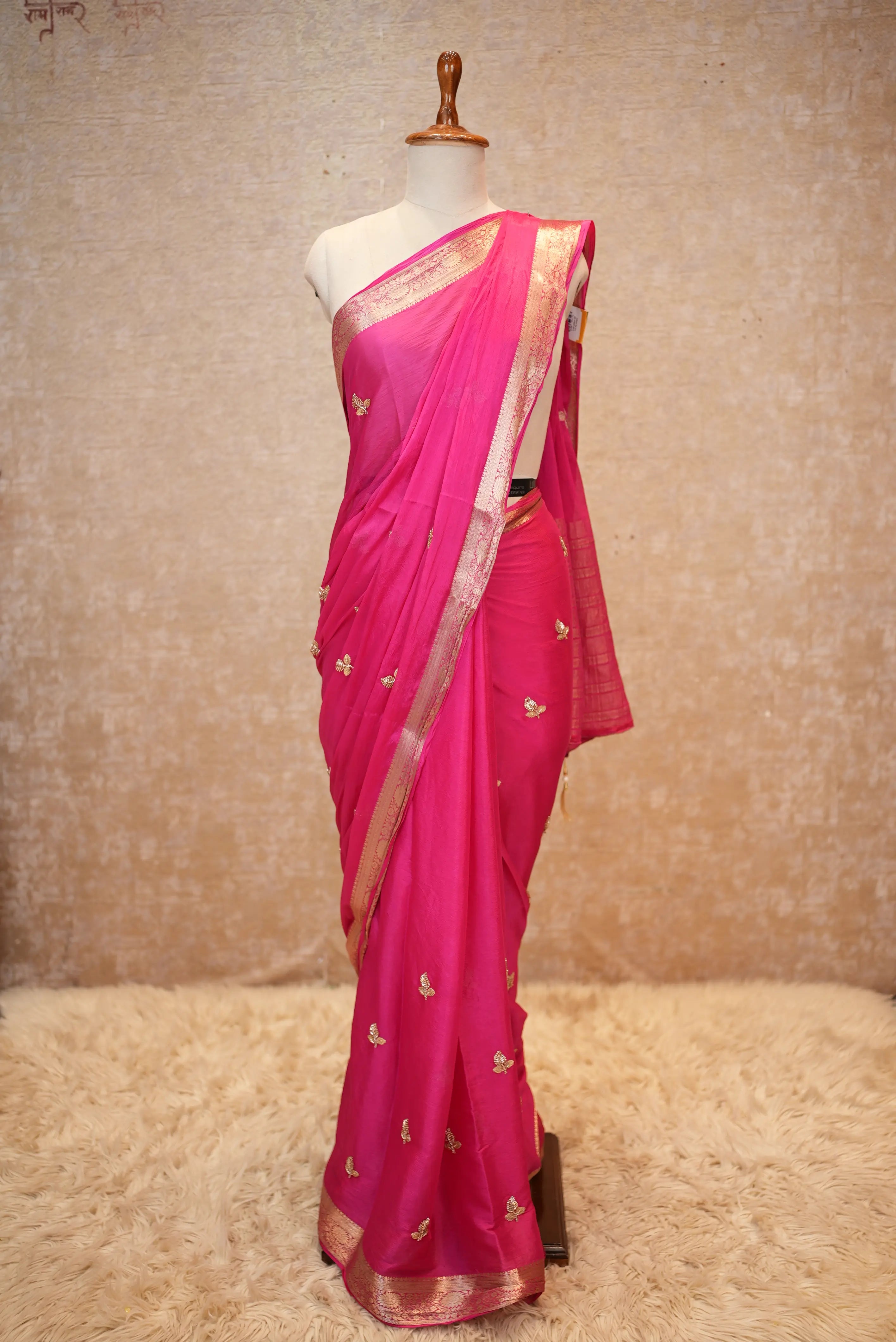 Jari Weaving with Handwork Bhuta Saree