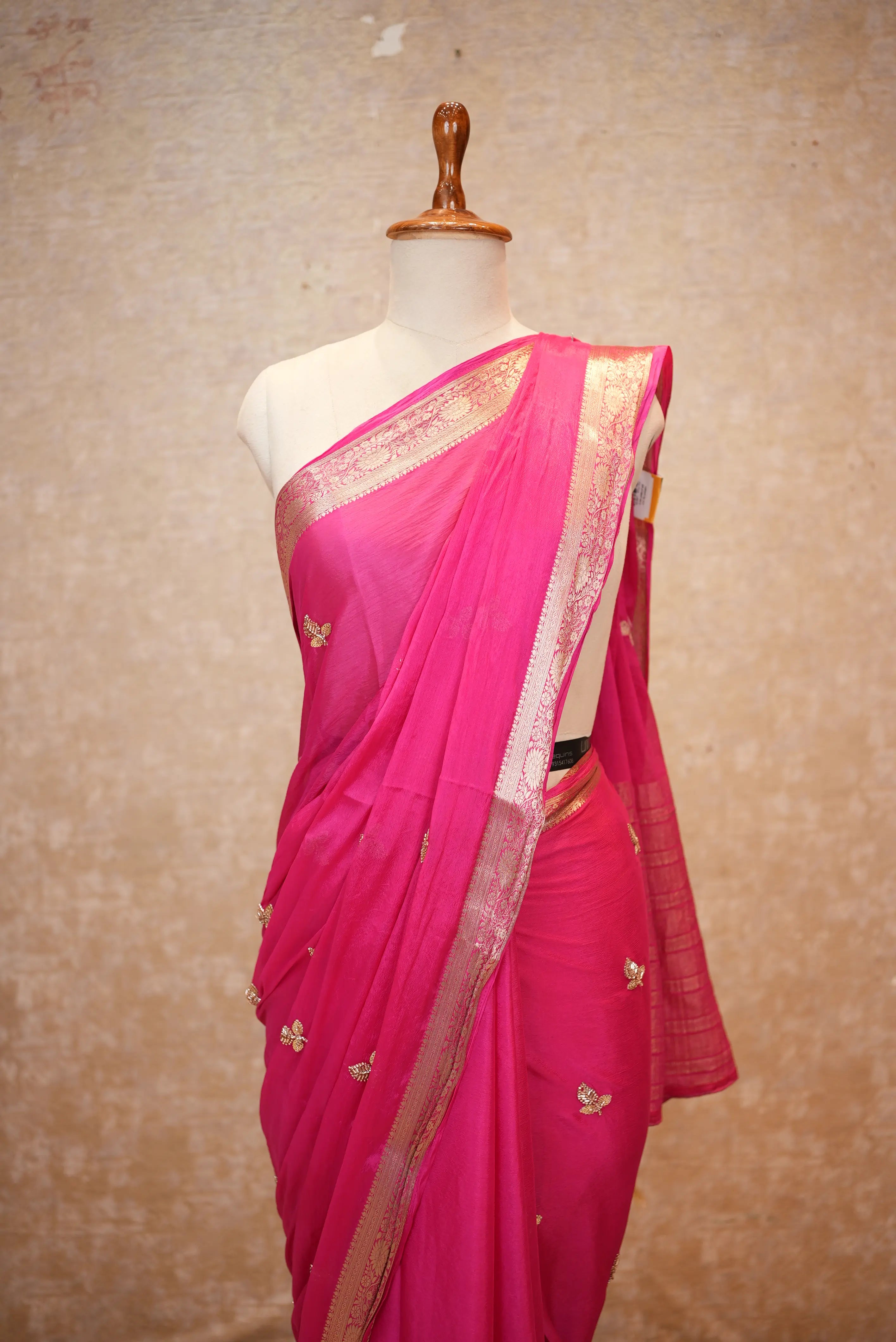 Jari Weaving with Handwork Bhuta Saree