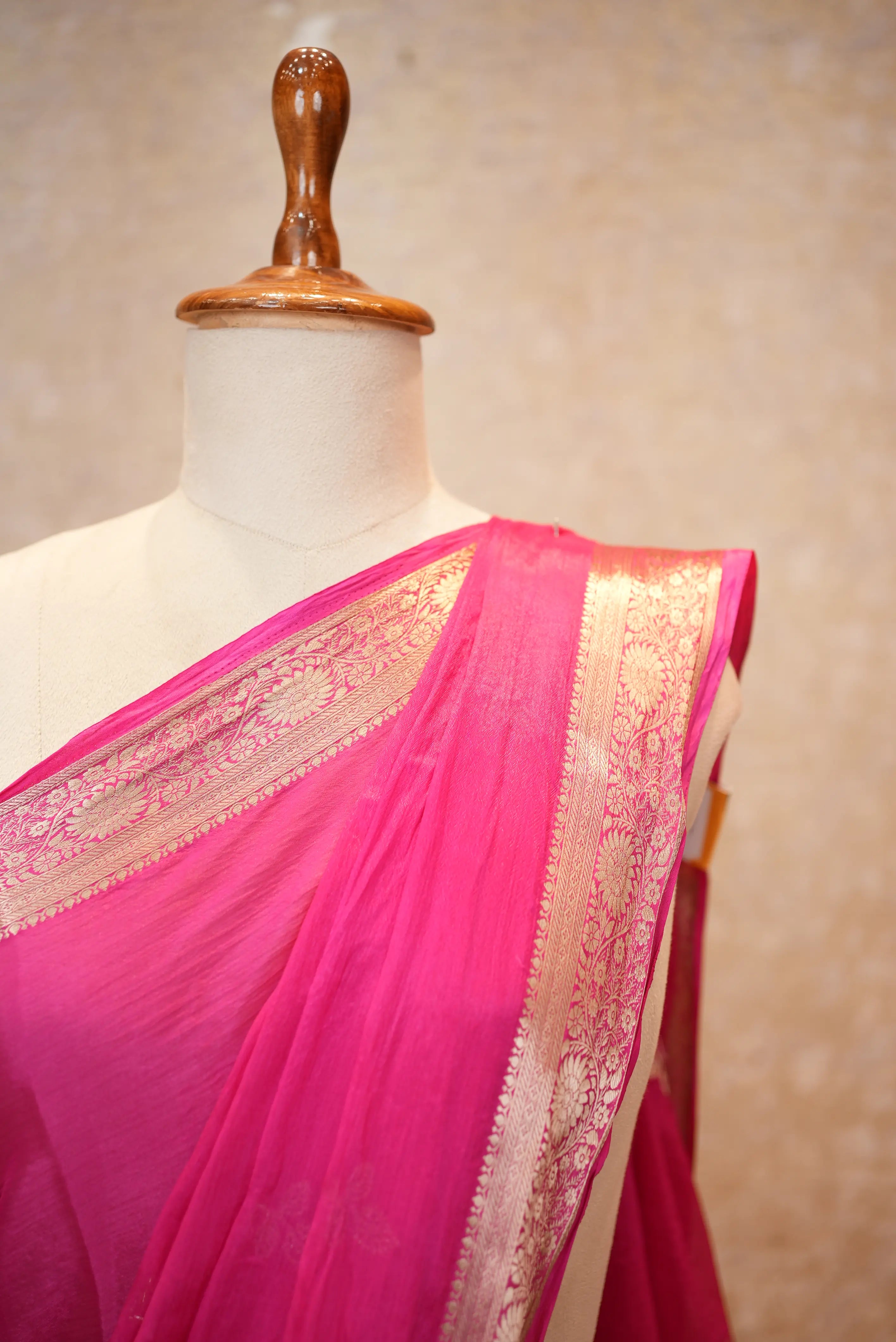 Jari Weaving with Handwork Bhuta Saree