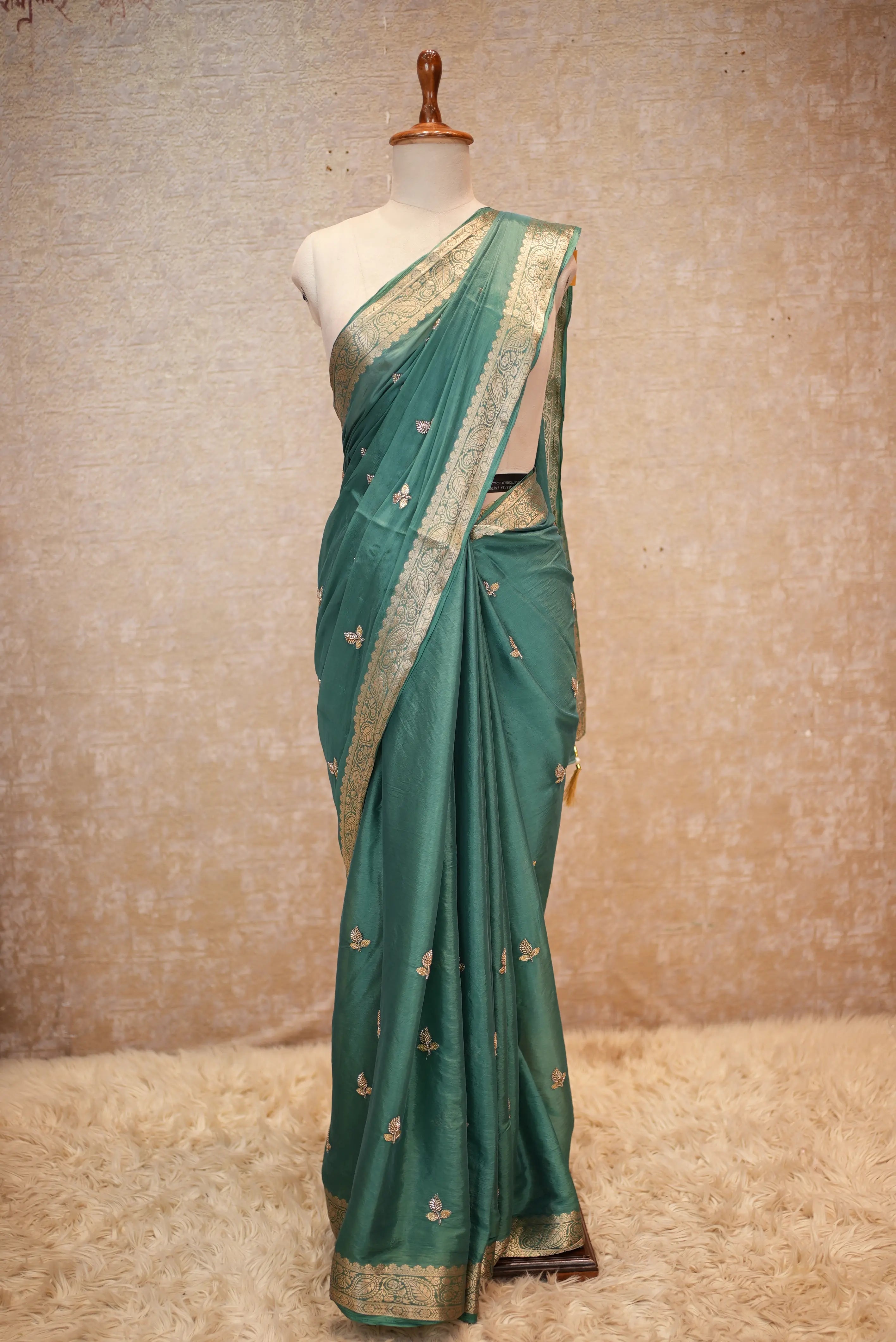 Jari Weaving with Handwork Bhuta Saree