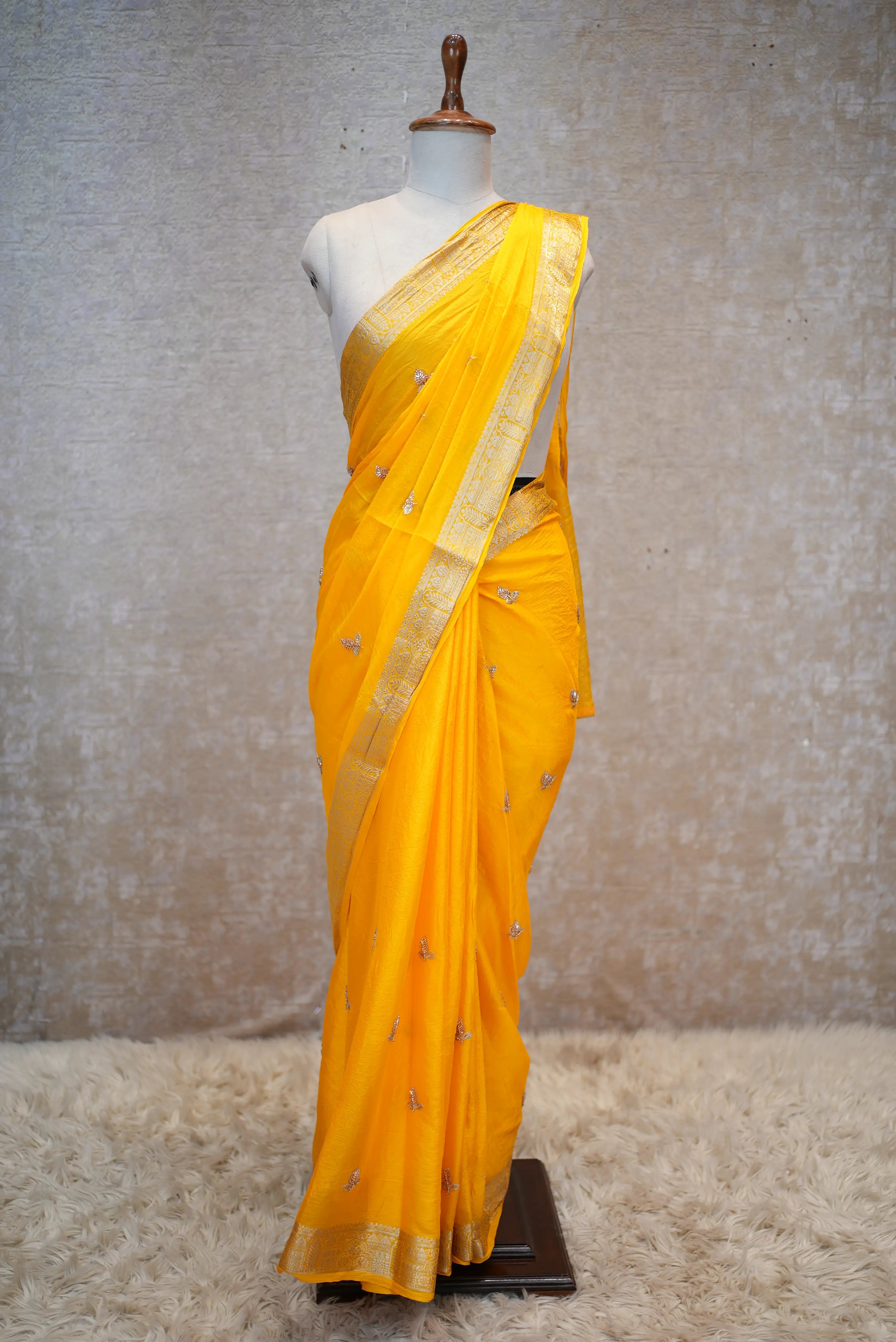 Jari Weaving with Handwork Bhuta Saree