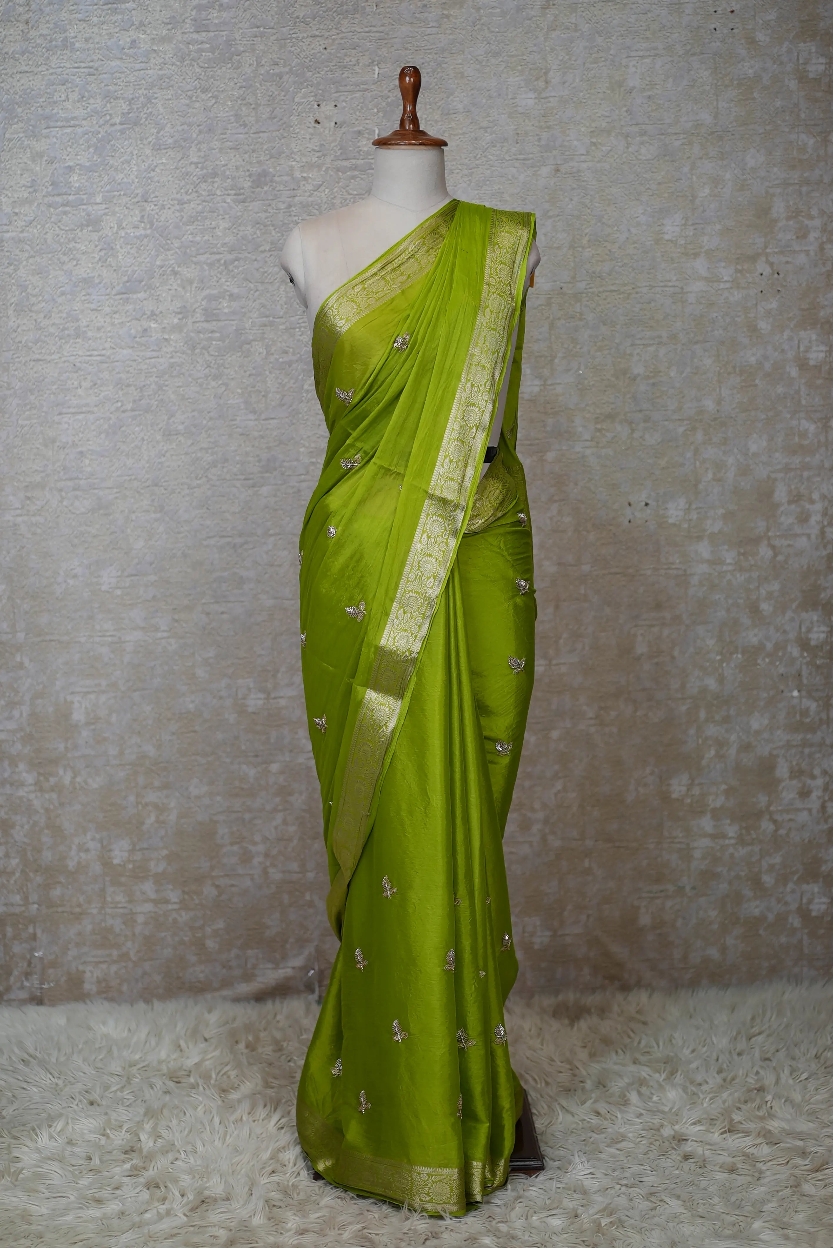 Jari Weaving with Handwork Bhuta Saree