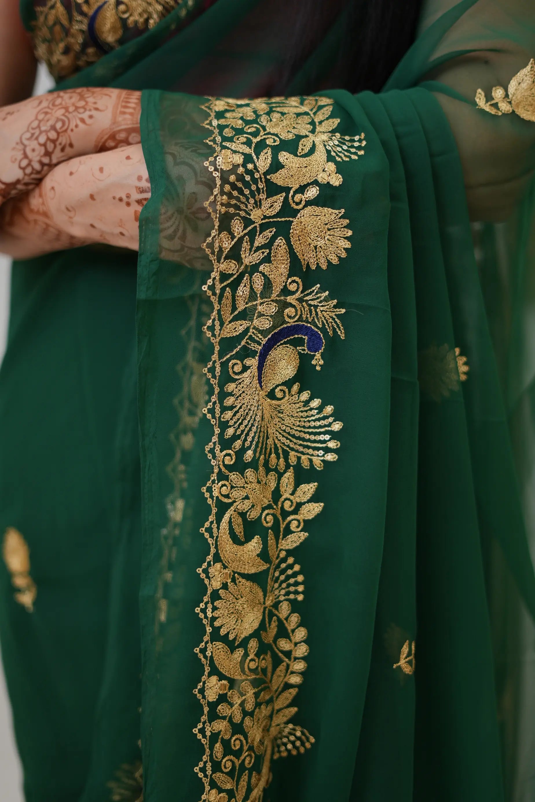 Darbari Saree With Peacock Butta & Vintage Work (Without Blouse)