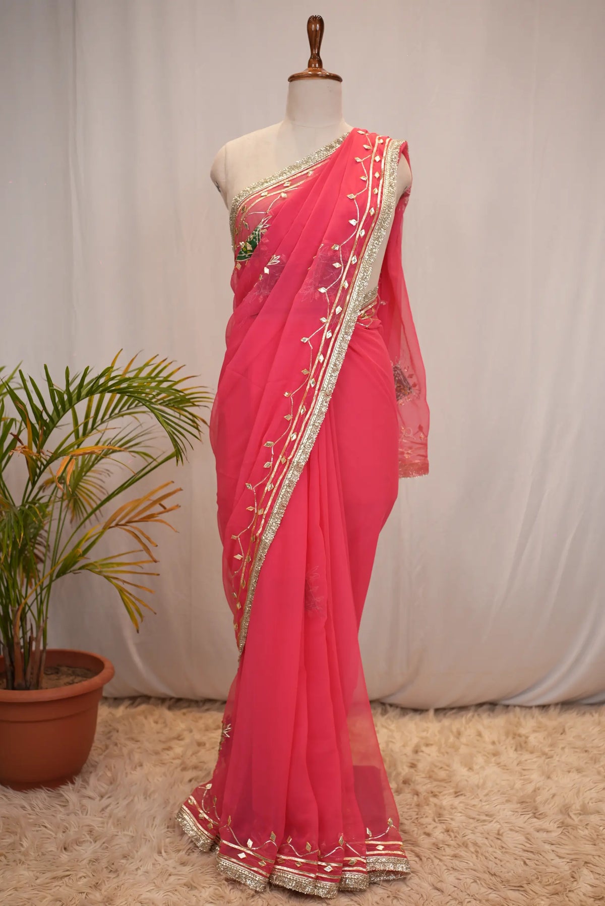 Rajasthani Kacche Gota Patti Patch Work Saree (With Blouse)