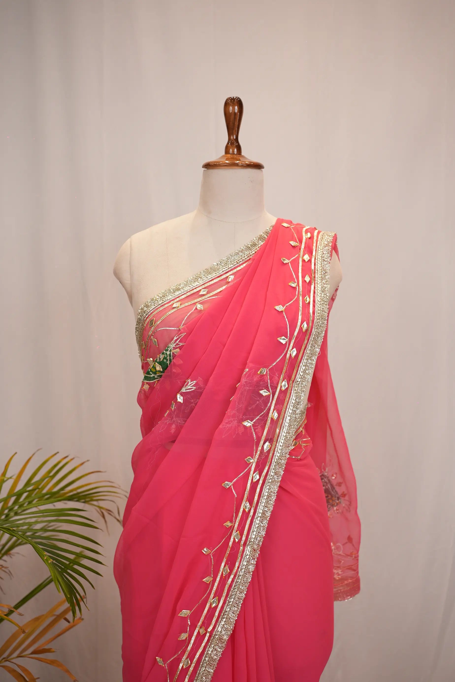 Rajasthani Kacche Gota Patti Patch Work Saree (With Blouse)