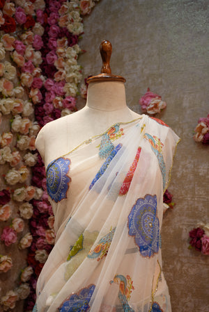 PEACOCK PRINT WHITE BASE MULTICOLOR GEORGETTE FABRIC SAREE WITH MANDALA BANDHANI AND CUTDANA WORK (WITH BLOUSE) ##SR604