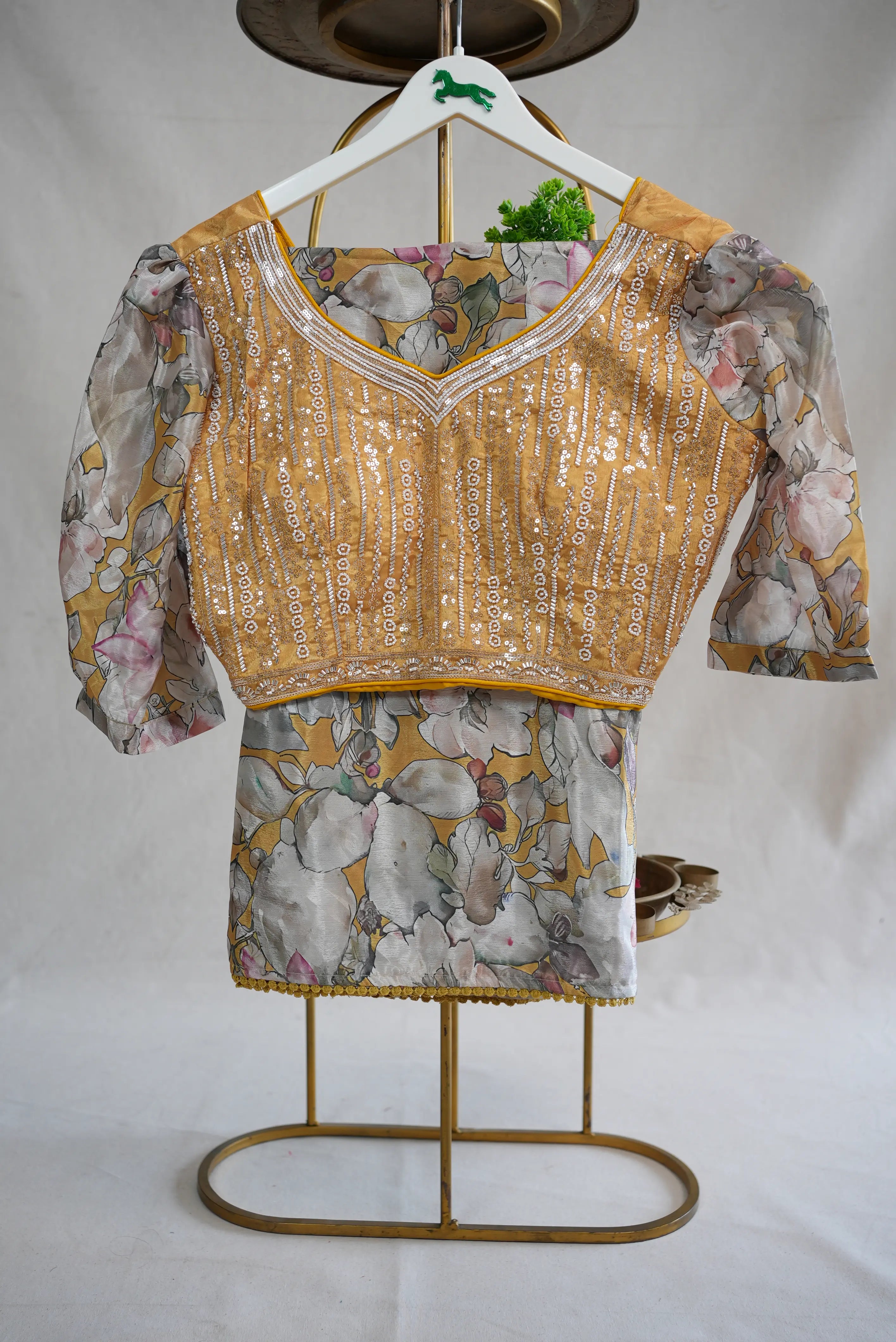 Royal Chinon Saree with Heavy Beads & Sequence Work (With Blouse)