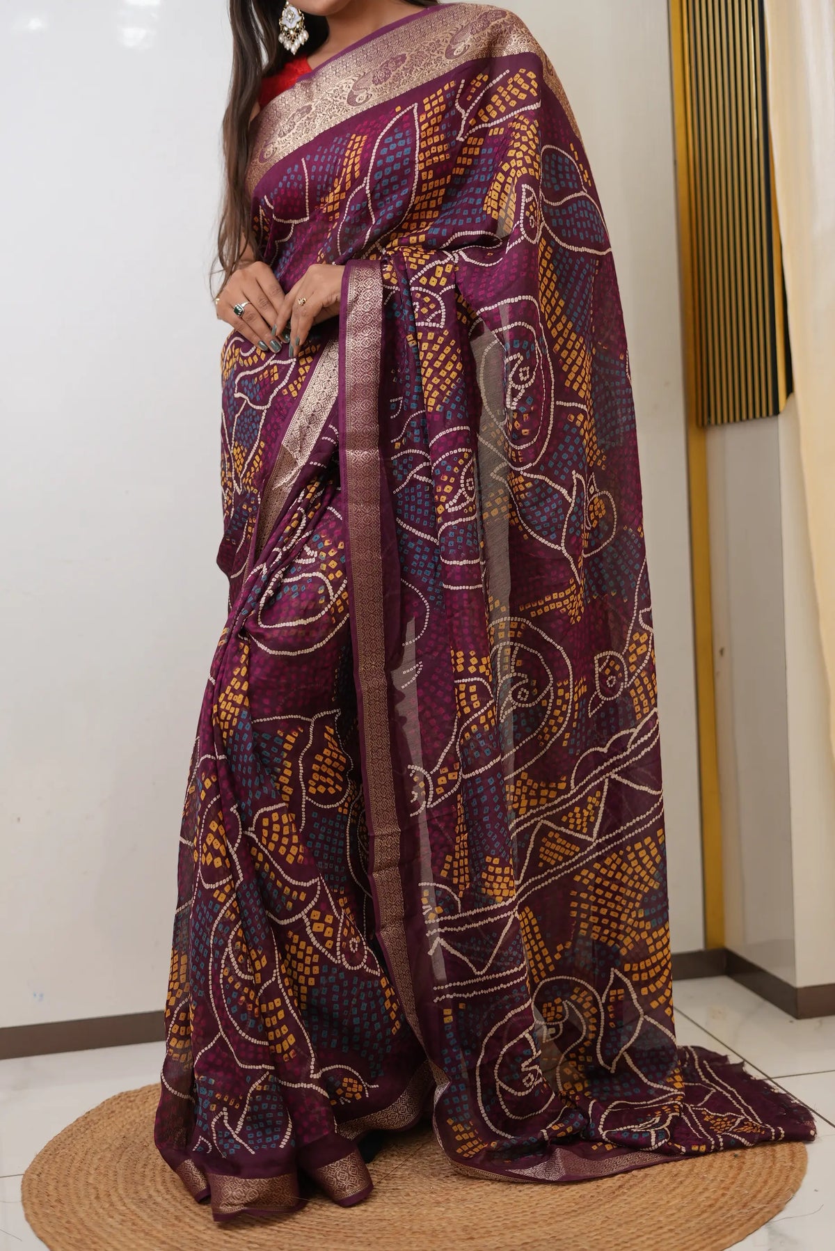 Traditional Bandhani Print Saree With Banarasi Border (With Blouse)