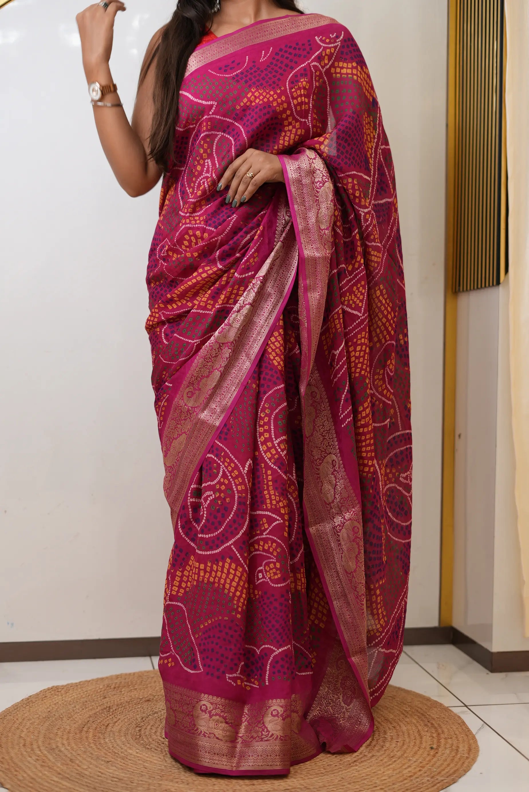 Traditional Bandhani Print Saree With Banarasi Border (With Blouse)