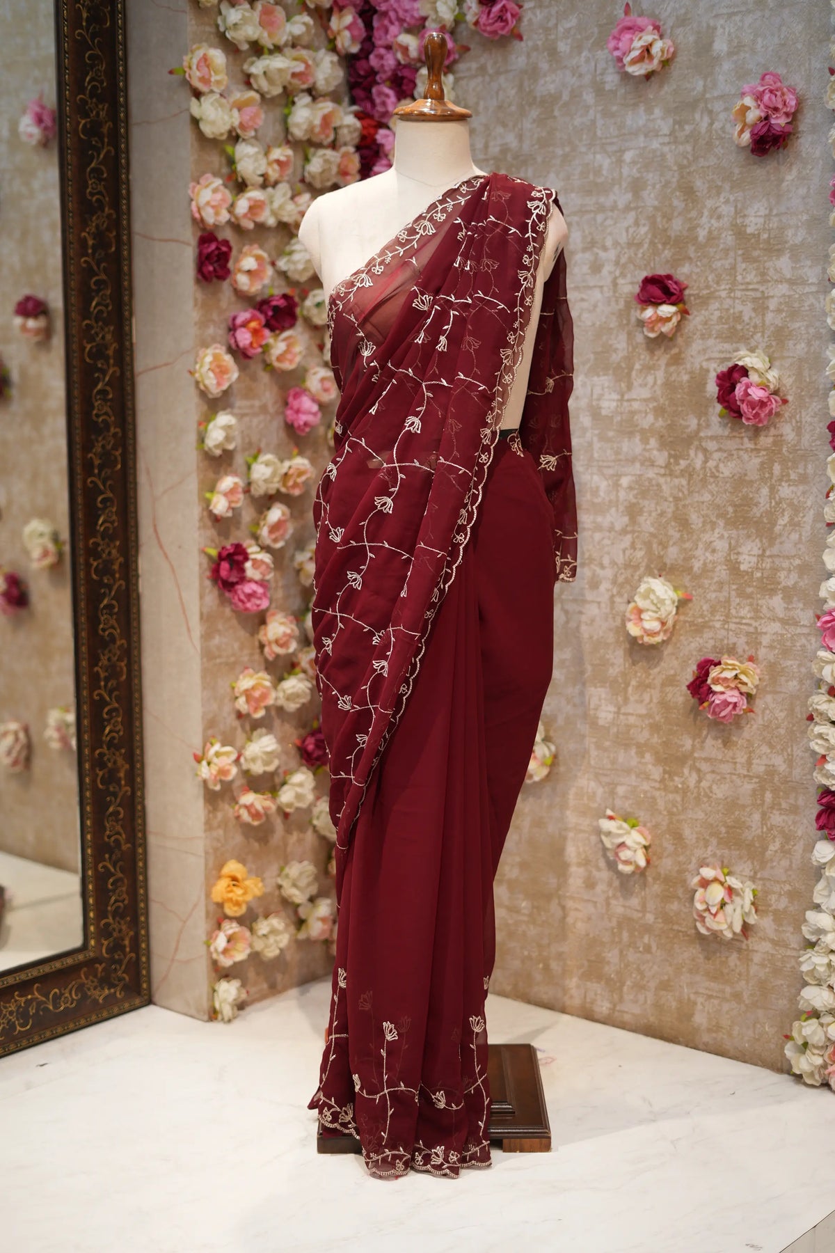 Mehroon Georgette Jaal Saree with Embroidered Scallop Border Odhani By SRN
