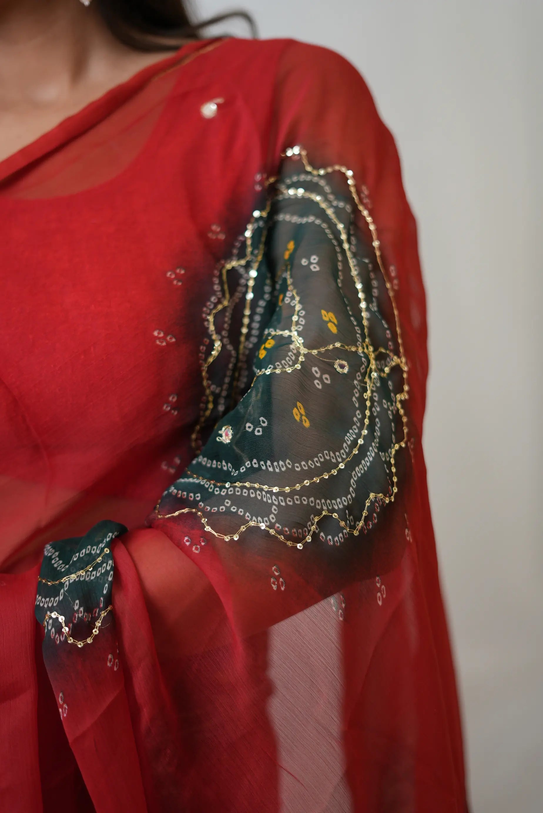 Rajputi Look Chiffon Bandhani Saree With Aari Tari Work (Without Blouse)
