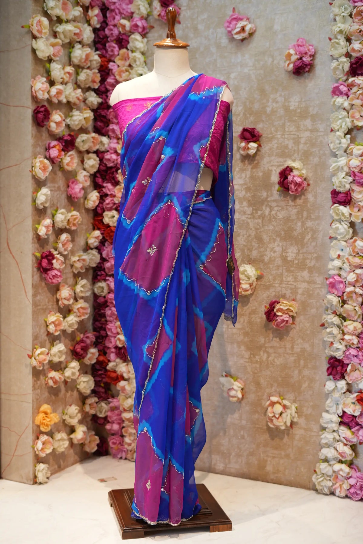 Pure Georgette Dual Tone Saree with Handcrafted Cut Dana & Mirror Zari Embroidery (with Blouse)