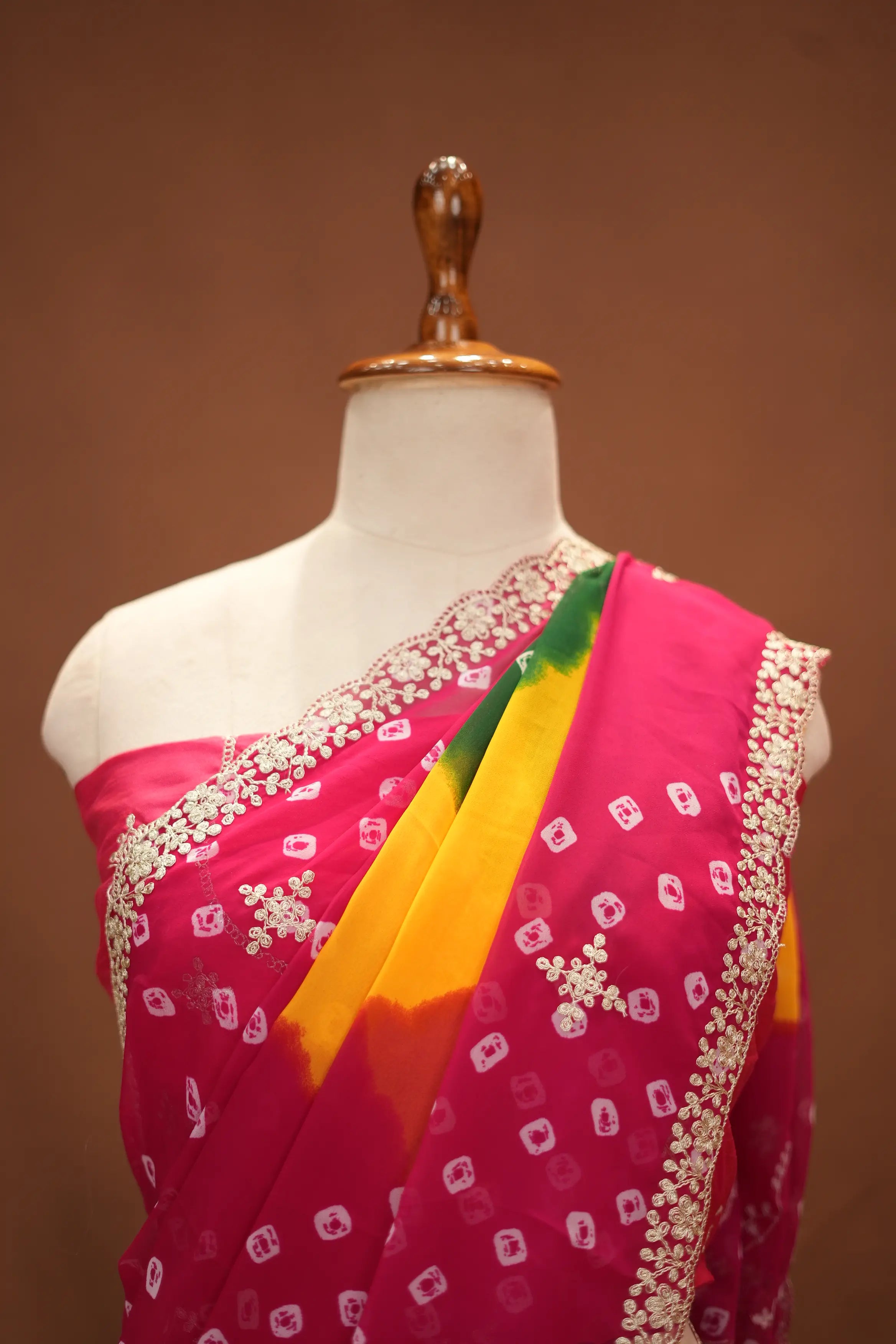 Multi Shade Bandhani Print Georgette Saree with Pita Work (With Blouse)