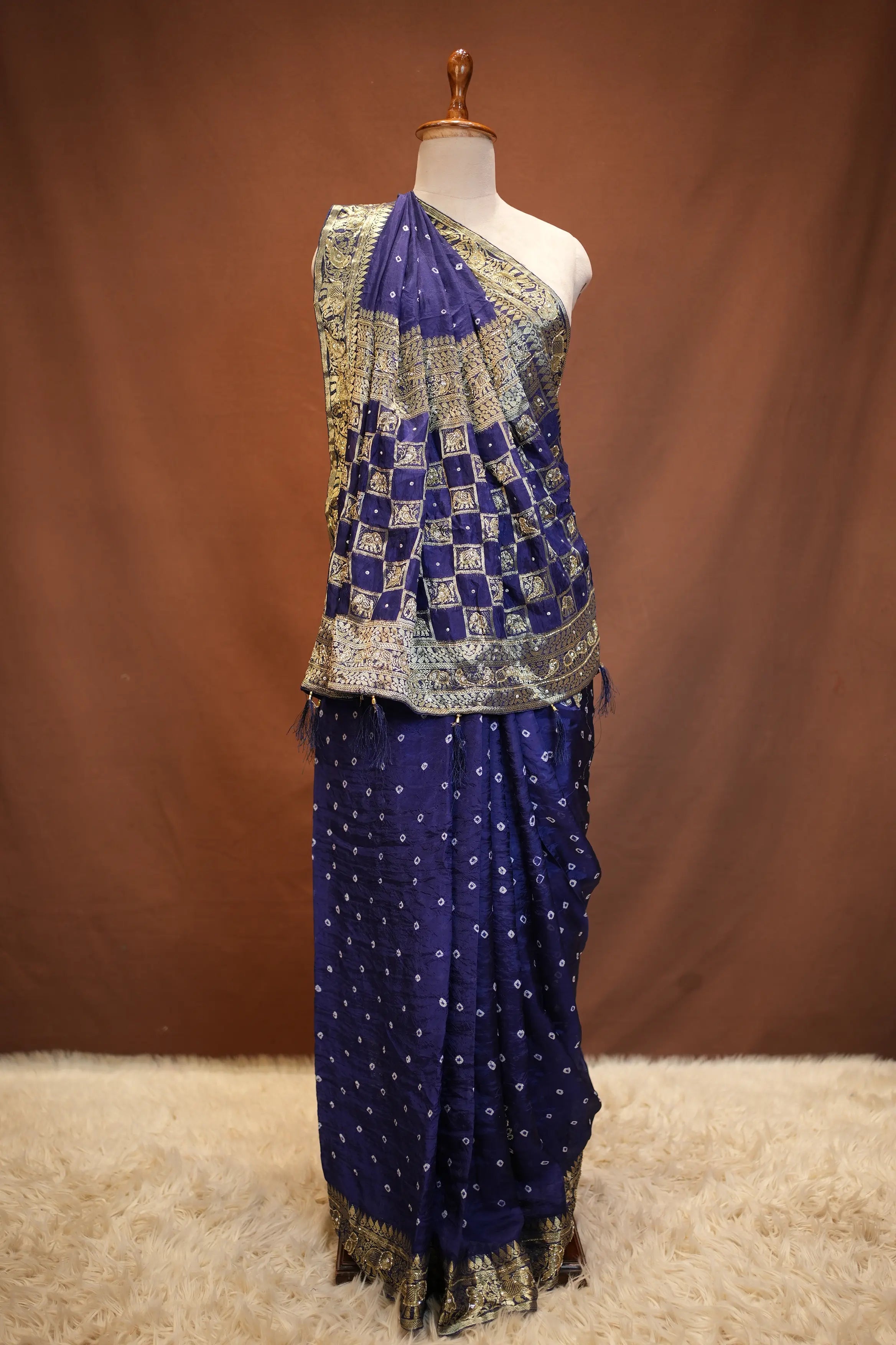 Gujrati Hand Bandhej Design Saree With Zari Weaving Boder With Handwork Touch