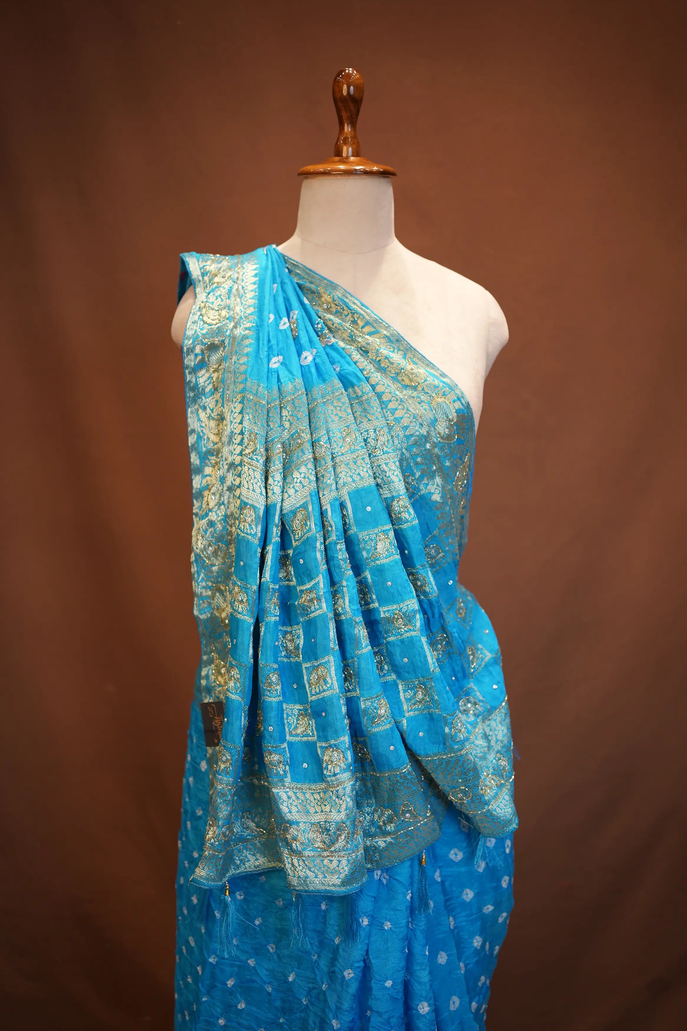 Gujrati Hand Bandhej Design Saree With Zari Weaving Boder With Handwork Touch