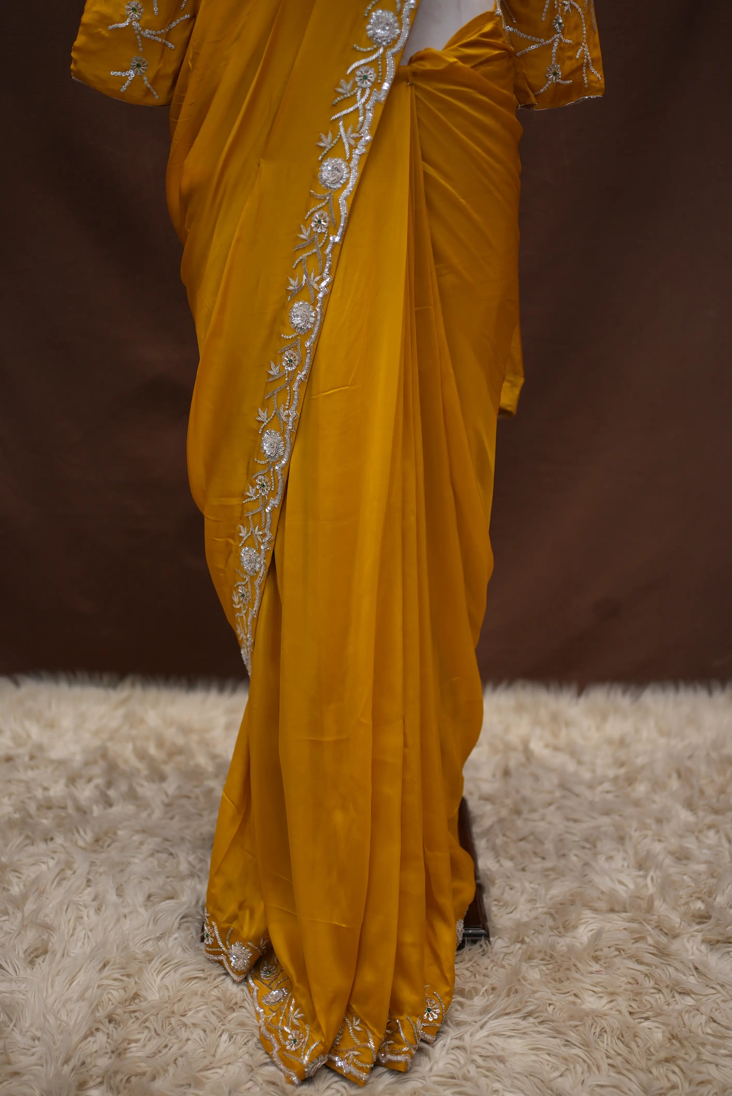 Zardozi Handwork Saree with Stitched Blouse & Belt