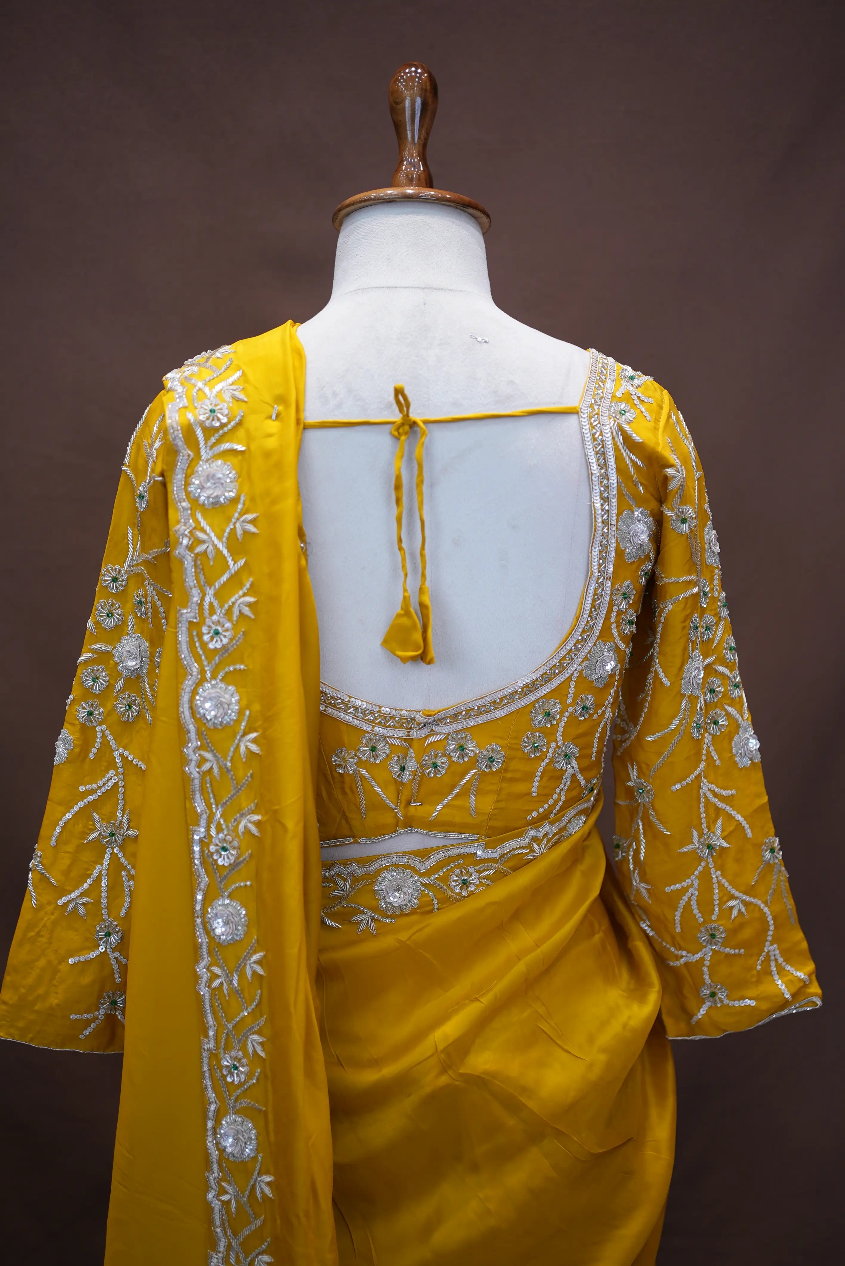 Zardozi Handwork Saree with Stitched Blouse & Belt