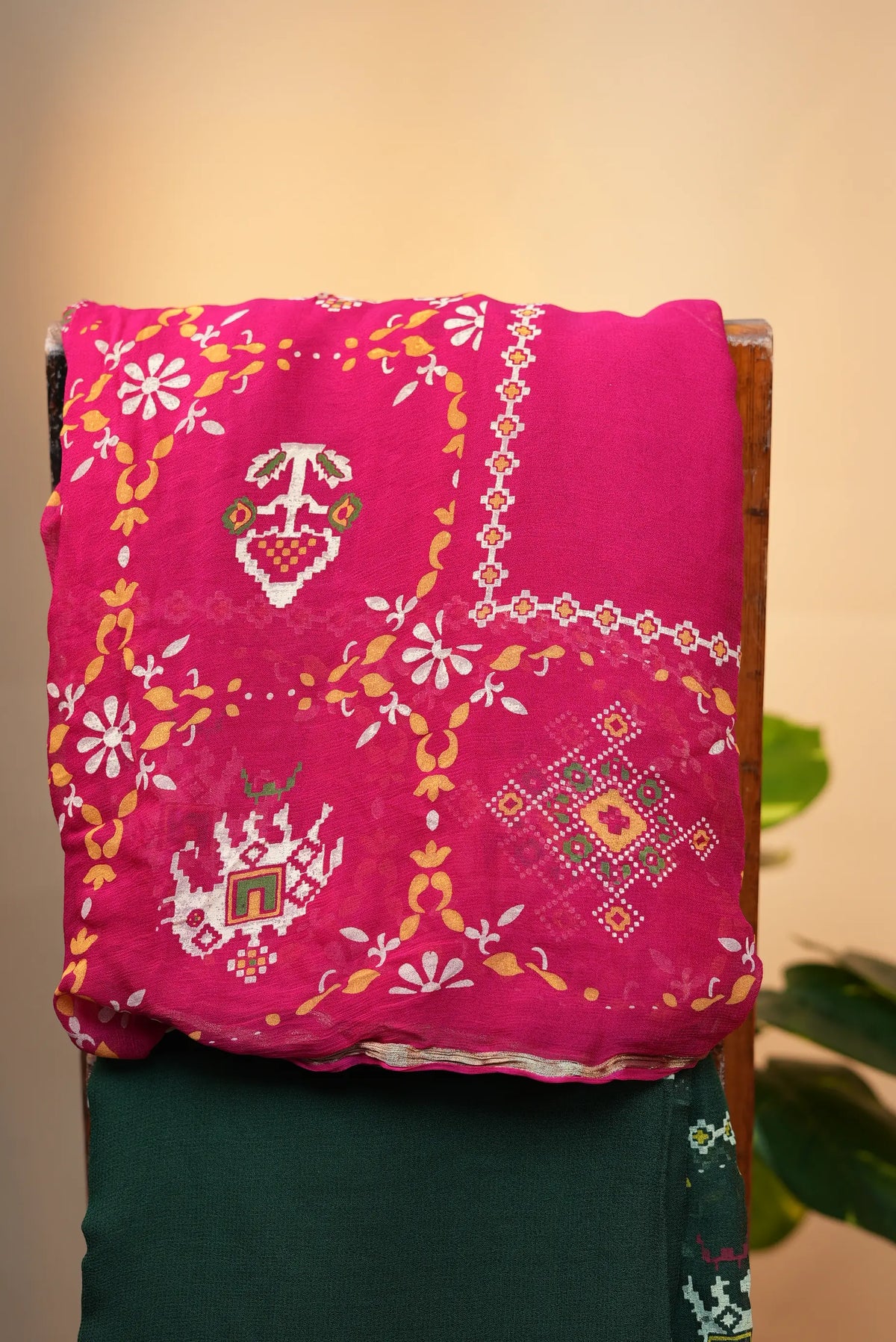 Traditional Rajasthani Georgette Saree with Patola-Inspired Elephant & Floral Print and Golden Border (With Blouse)