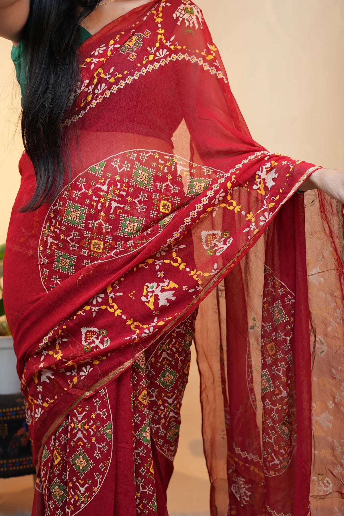 Traditional Rajasthani Georgette Saree with Patola-Inspired Elephant & Floral Print and Golden Border (With Blouse)