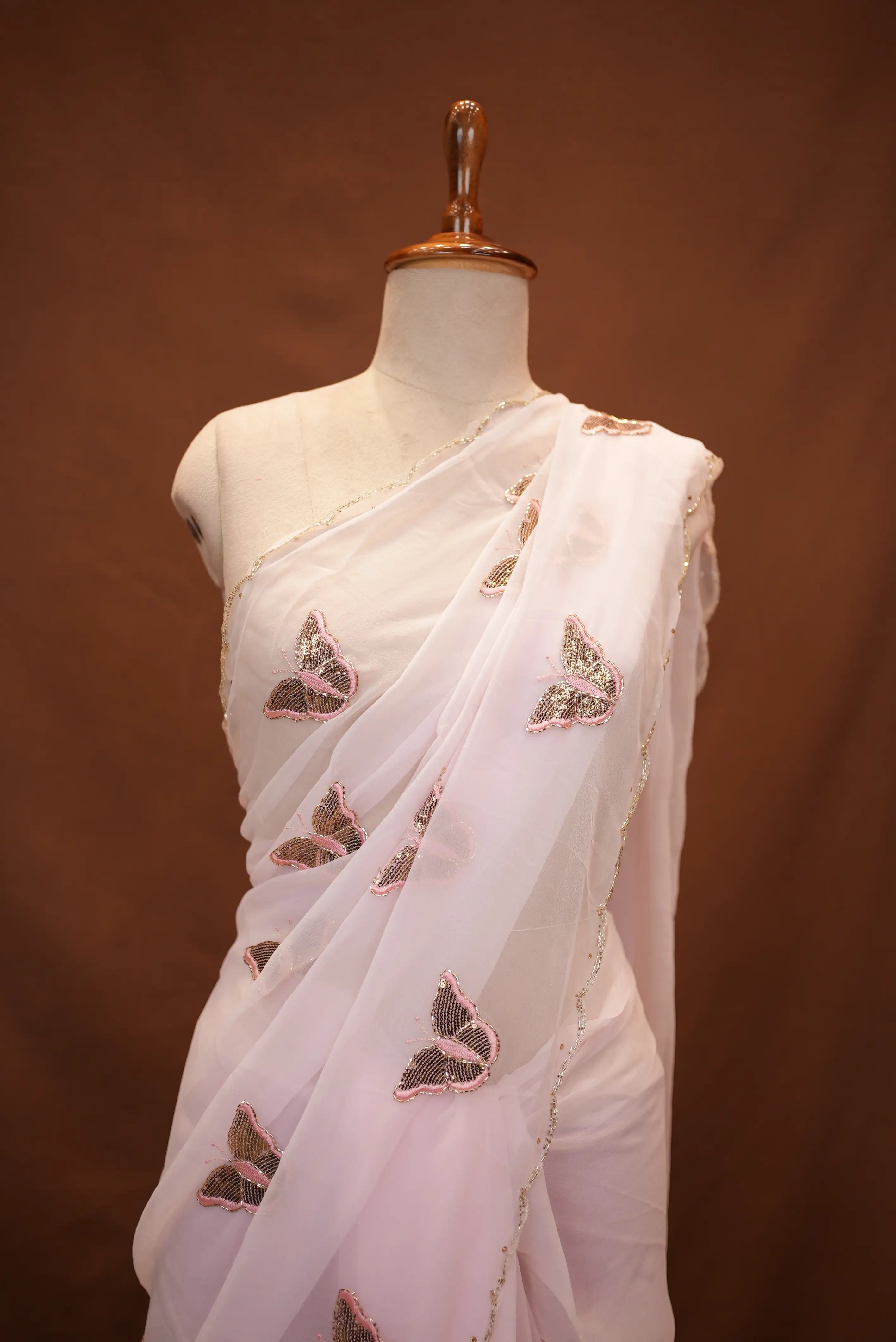 Georgette Saree with Butterfly Design & Cutwork Border (With Blouse)