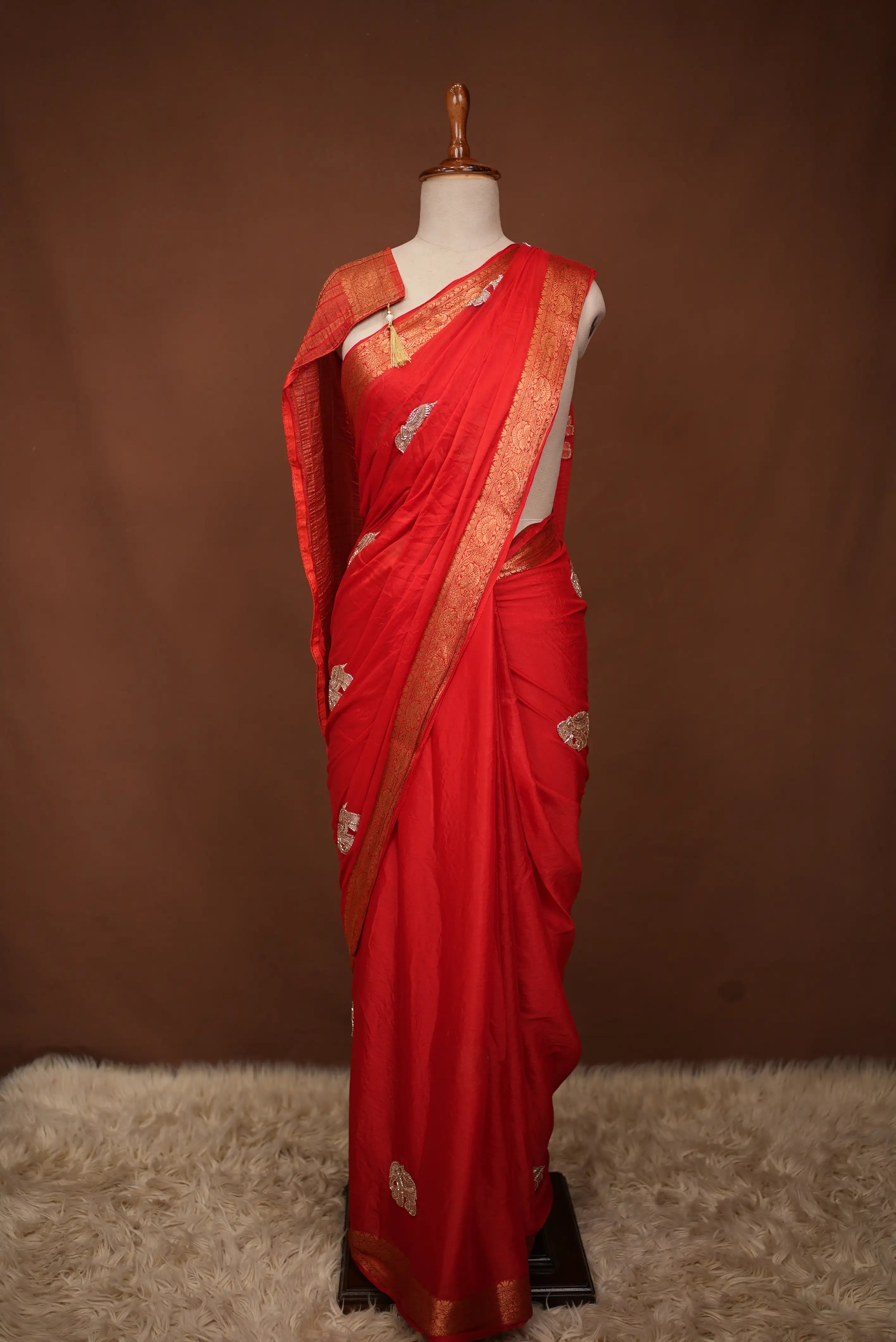 Banarasi Saree with Heavy Weaving Border (With blouse)