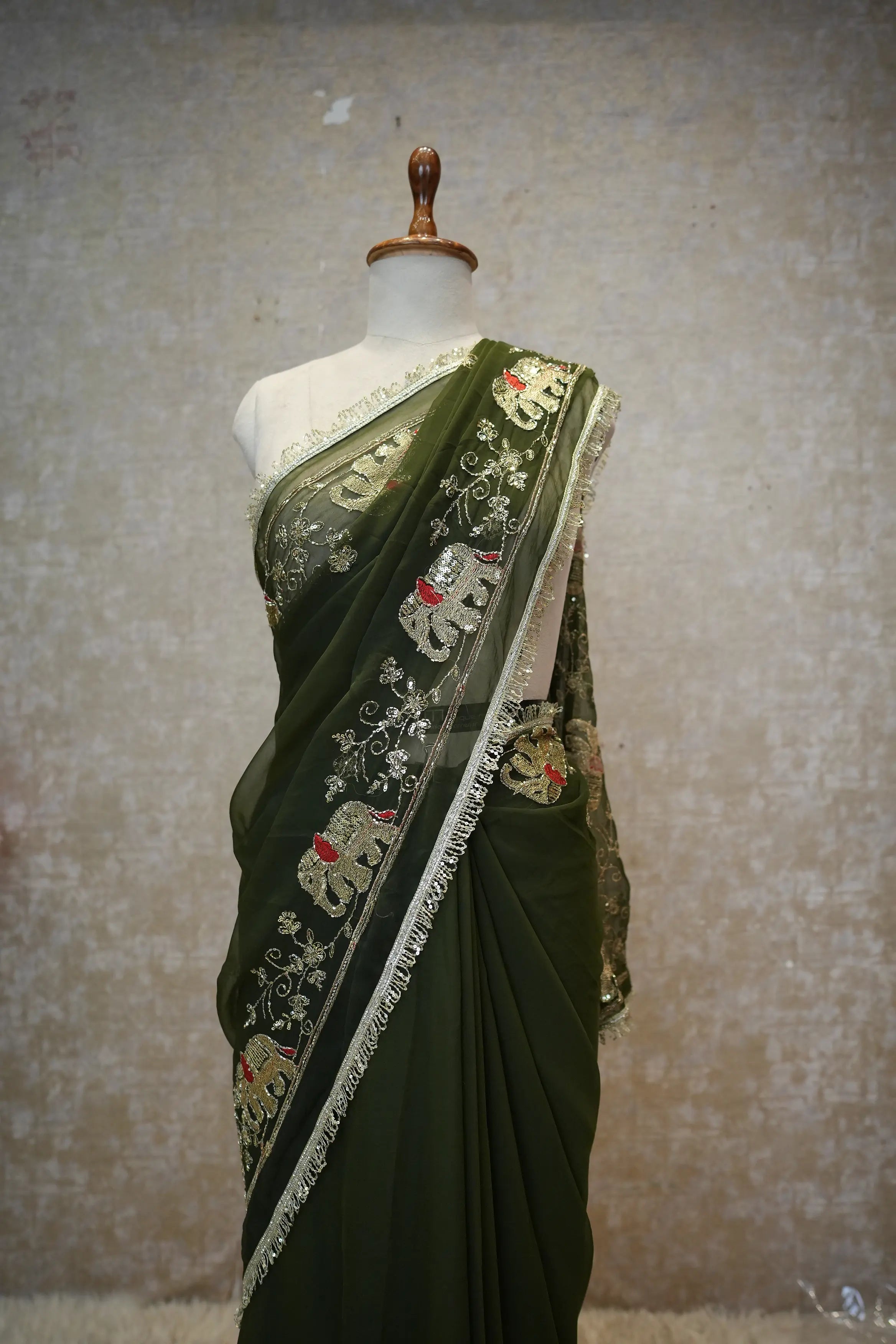Royal Georgette Fabric Darbari Saree With Elephant Figure Pattern (With Blouse)