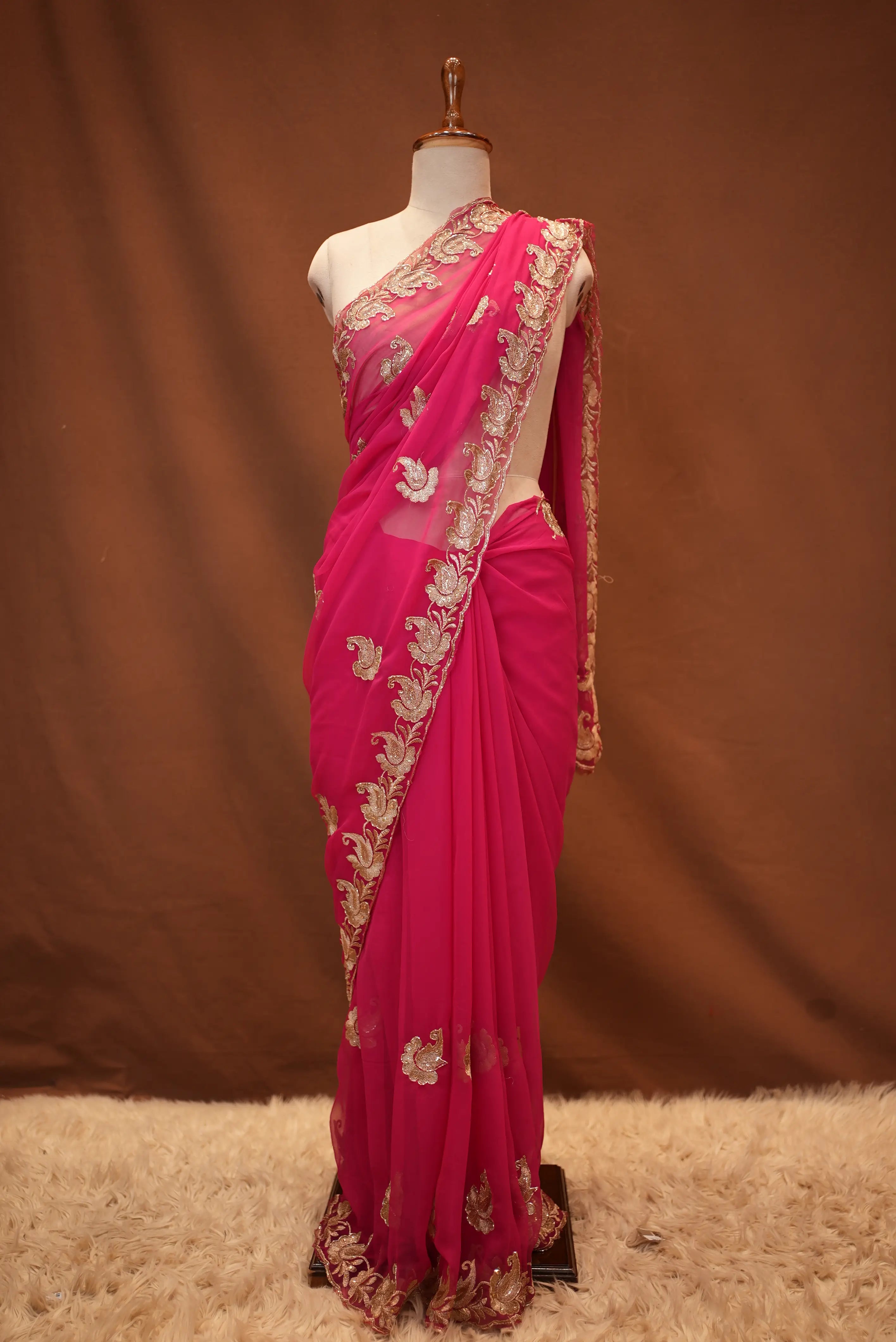Heavy Handwork Border Saree (With Blouse)