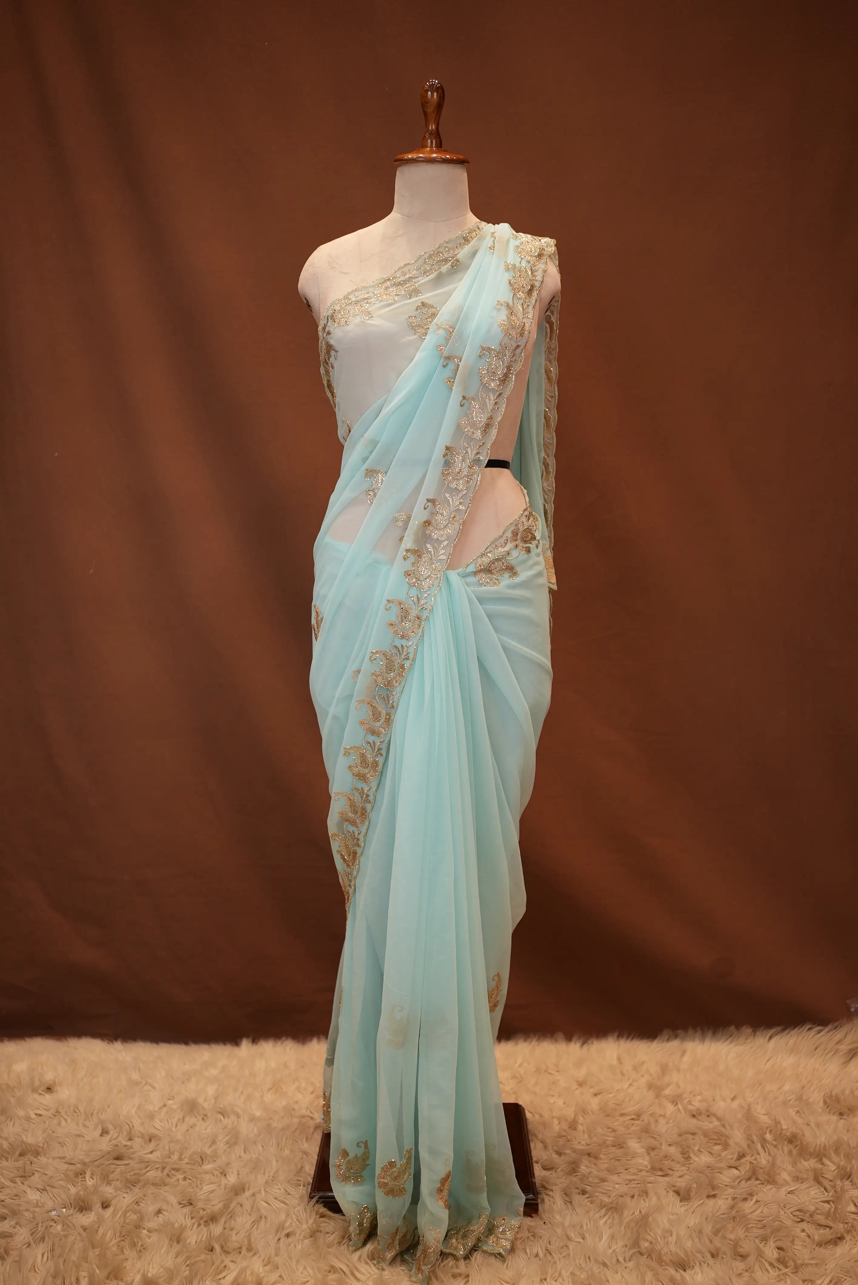 Heavy Handwork Border Saree (With Blouse)