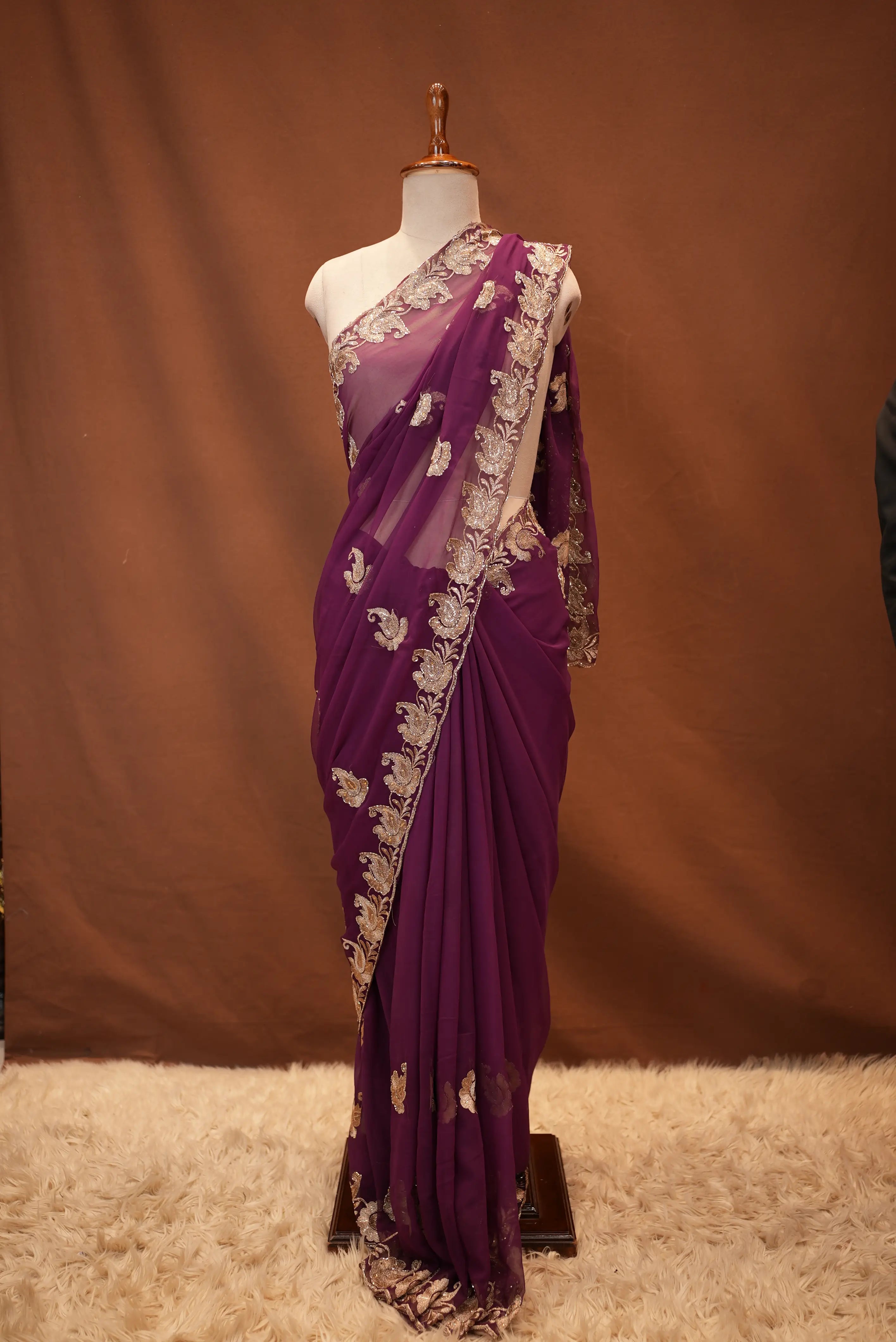 Heavy Handwork Border Saree (With Blouse)