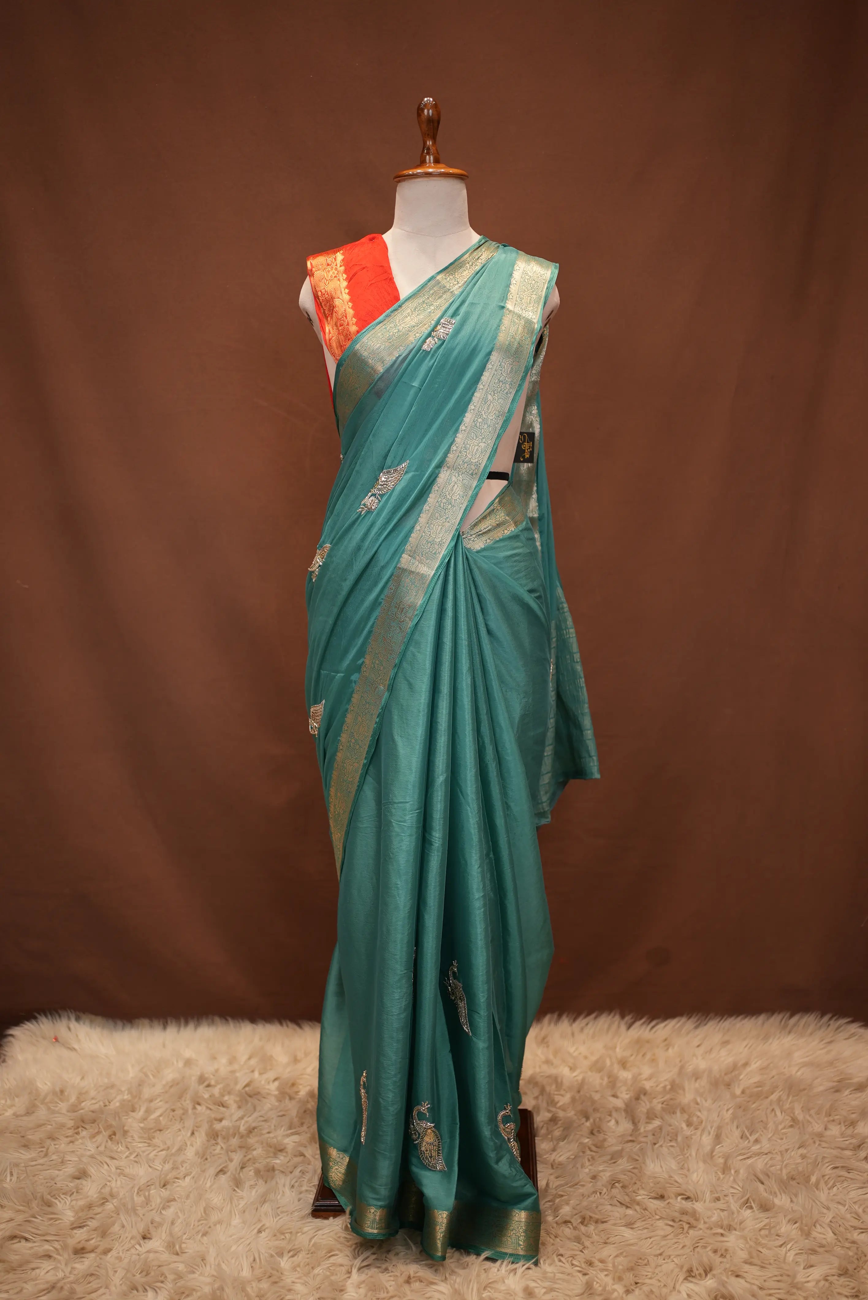 Handwork Peacock Buta With Zari Weaving Boder Saree (With Blouse)