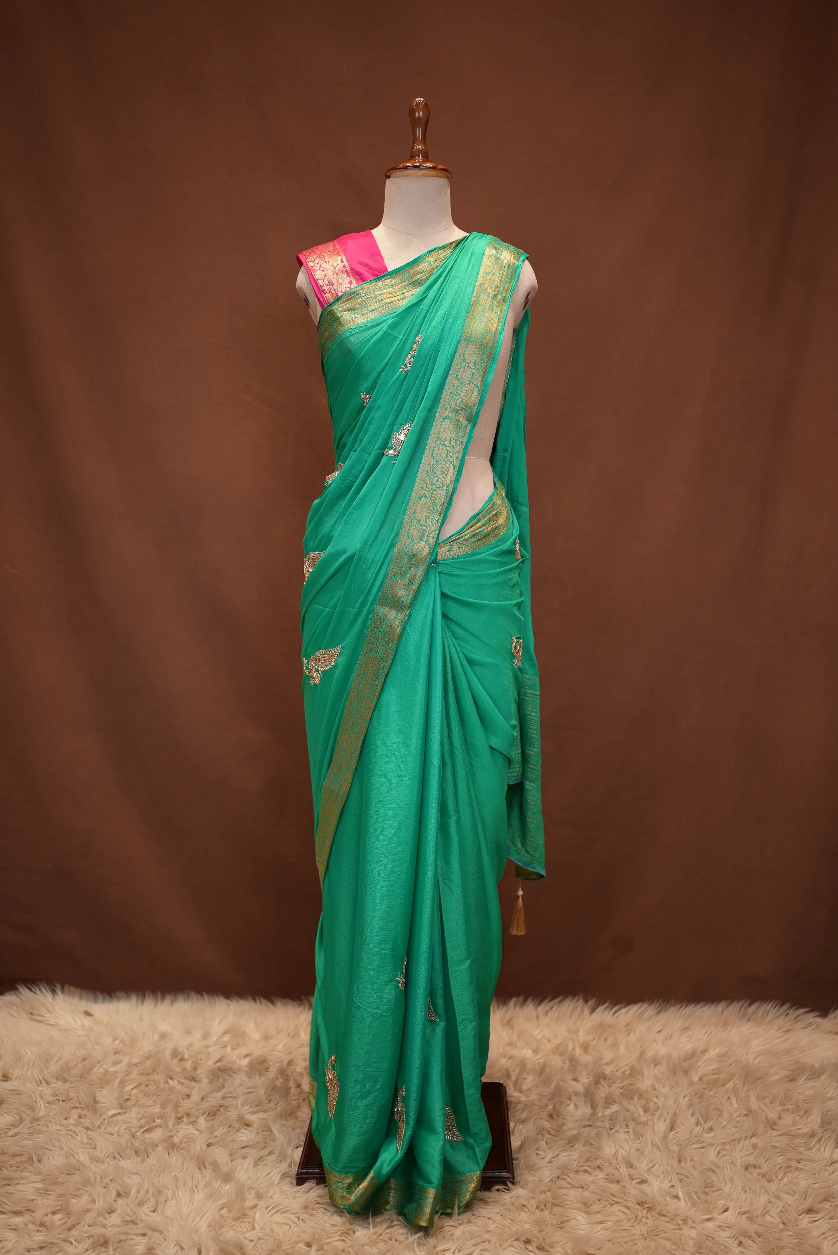 Handwork Peacock Buta With Zari Weaving Boder Saree (With Blouse)