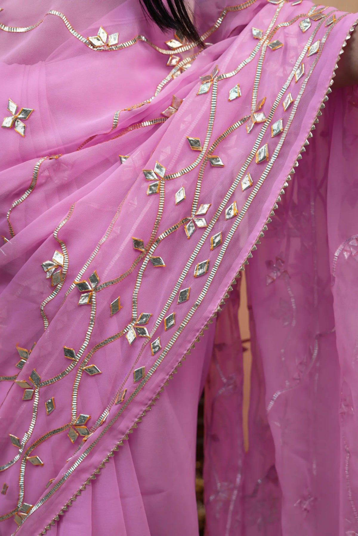 Traditional Jaal Pattern Kacchi Gota Patti Georgette Saree (With Blouse)