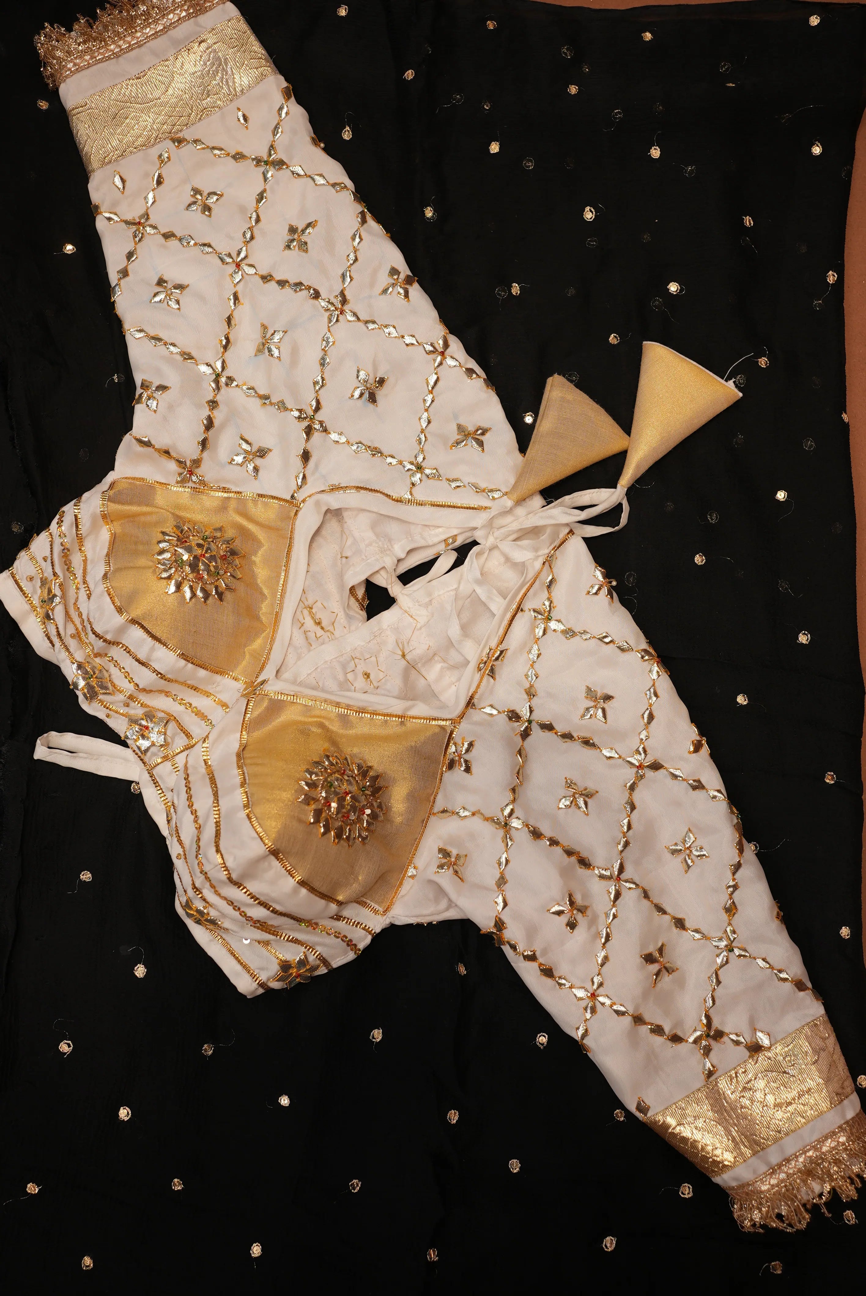 Gulabi Purvi Rajasthani Aangi Blouse with Kachi Gota Patti Jaal pertun (PRE-BOOKING ITEM)