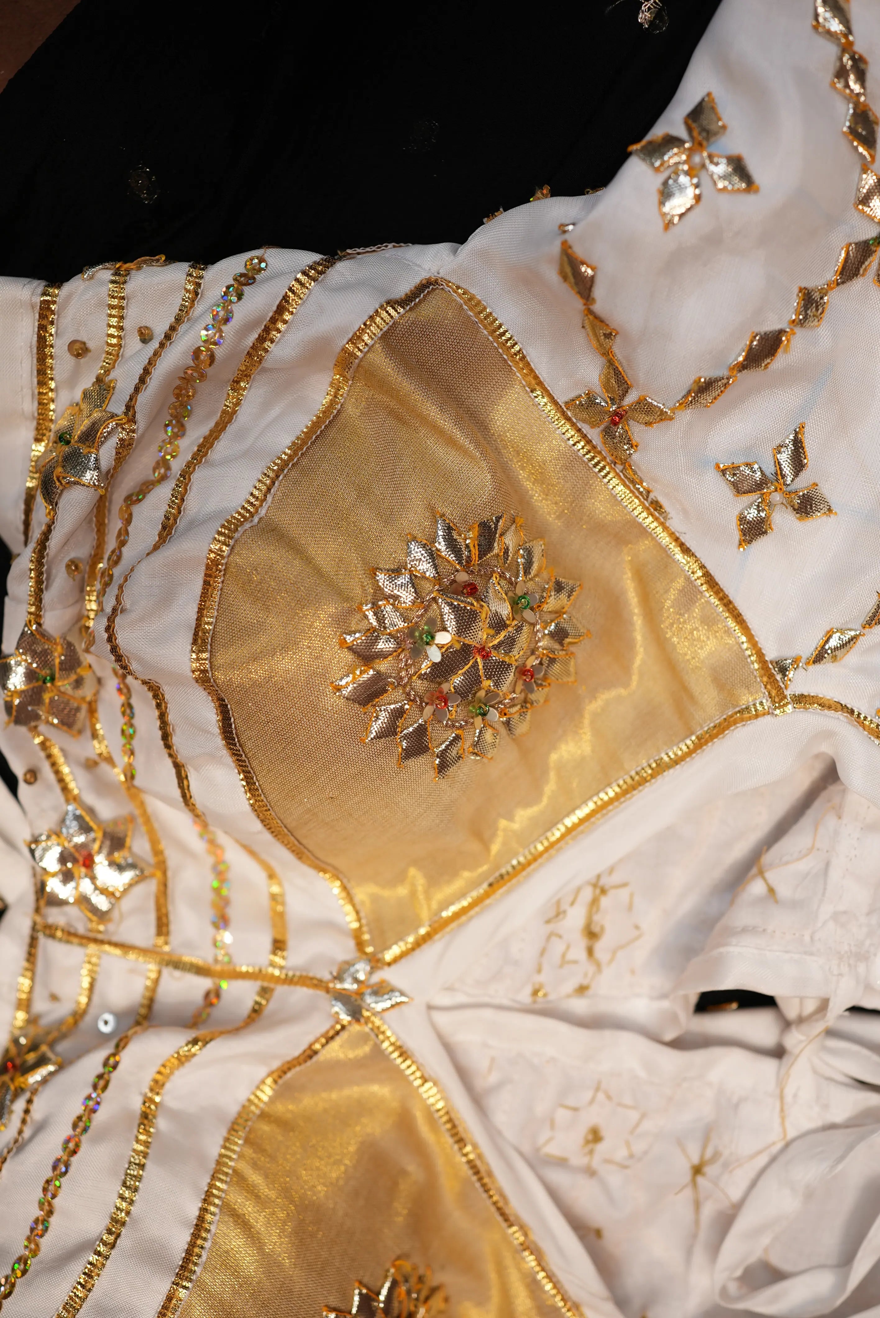 Gulabi Purvi Rajasthani Aangi Blouse with Kachi Gota Patti Jaal pertun (PRE-BOOKING ITEM)