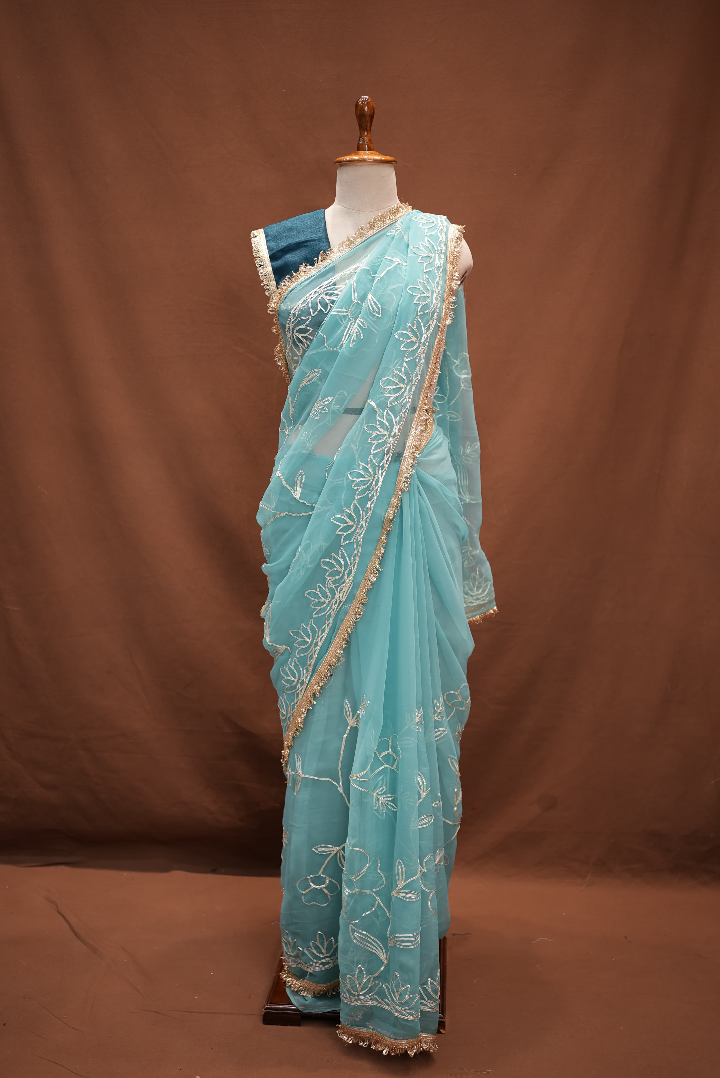 KACCHI GOTAPATTI WORK SAREE WITH CONTRAST BLOUSE