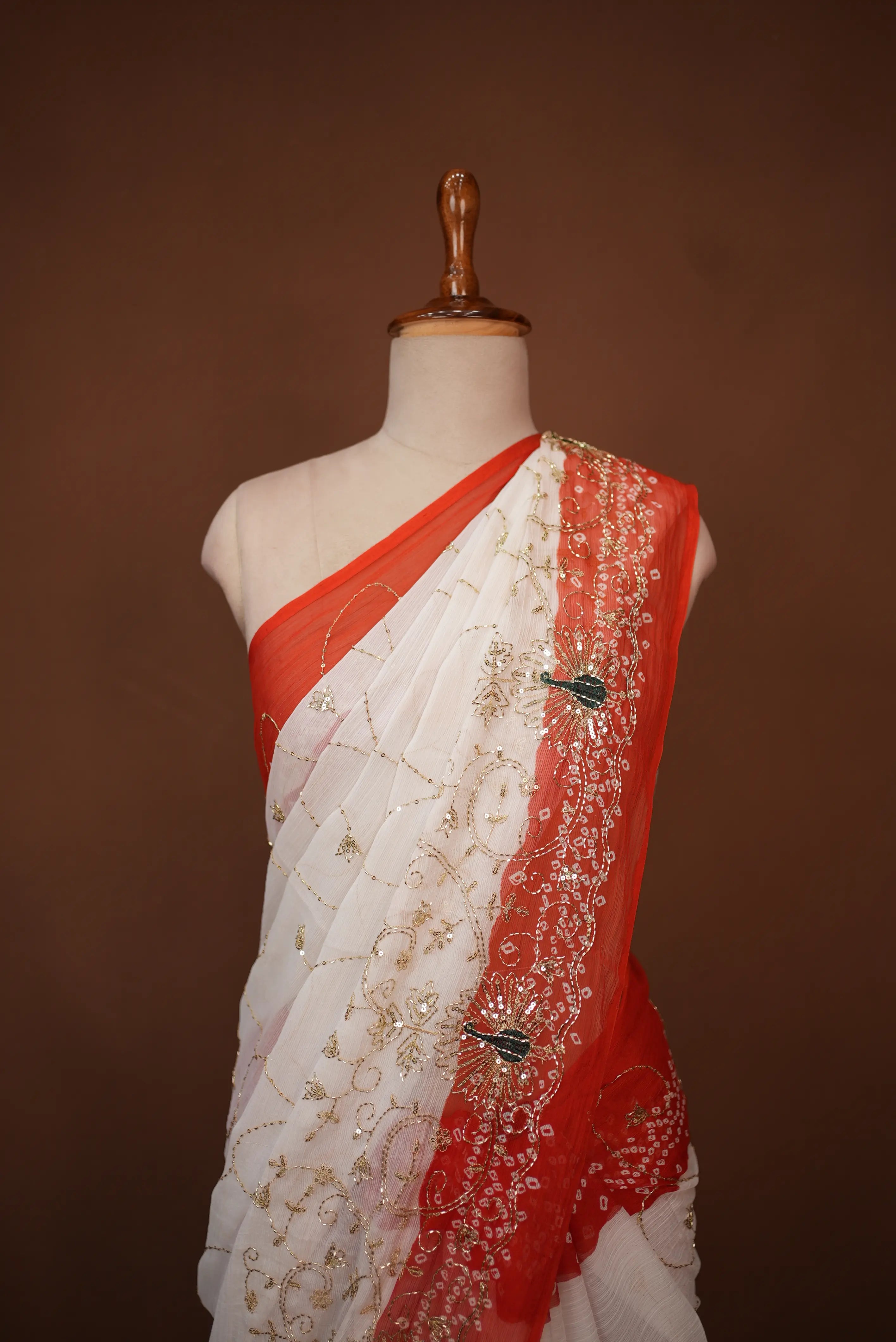 Royal Rajputi Faag Saree with Peacock Design and Jaal Pattern (Without Blouse)