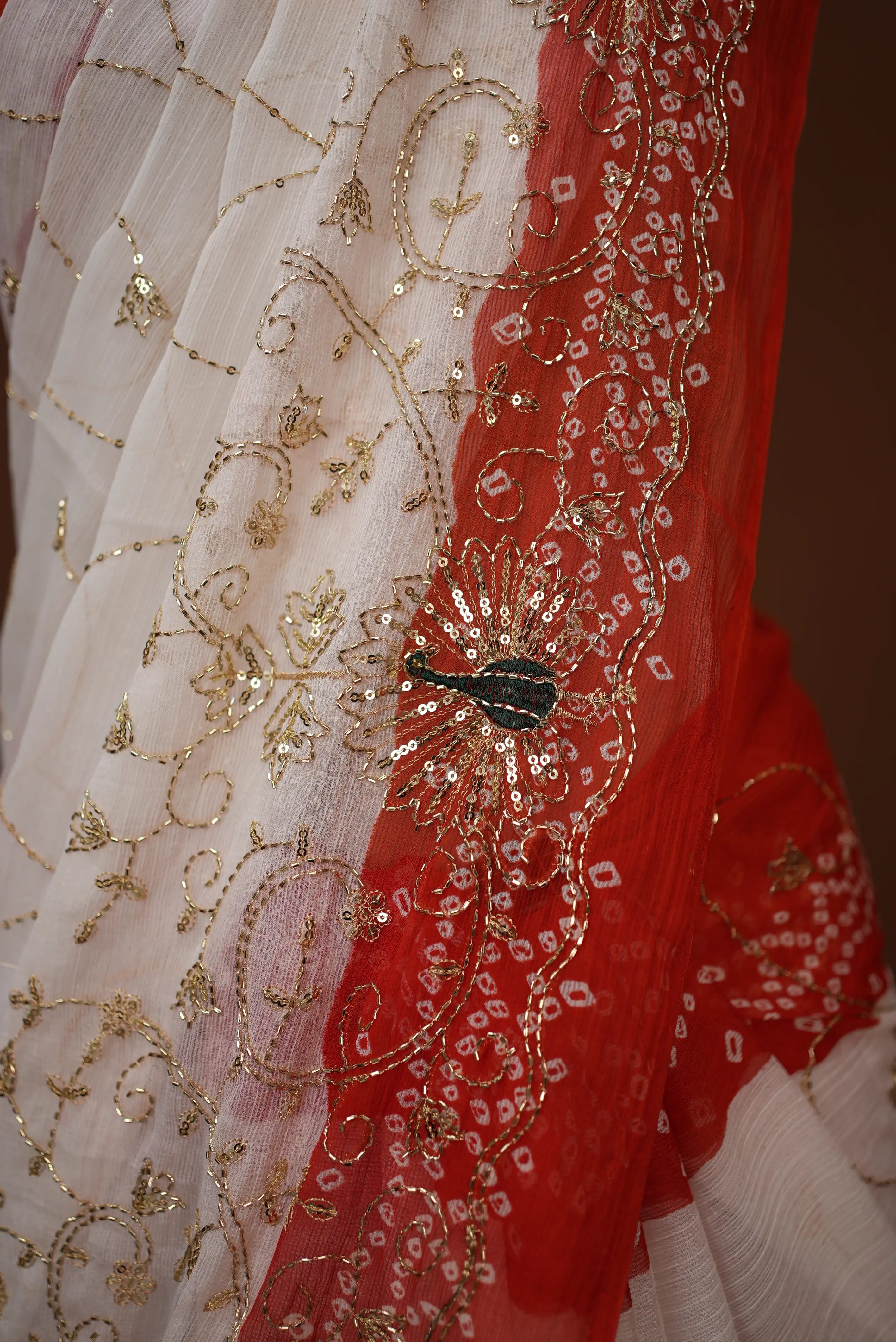 Royal Rajputi Faag Saree with Peacock Design and Jaal Pattern (Without Blouse)