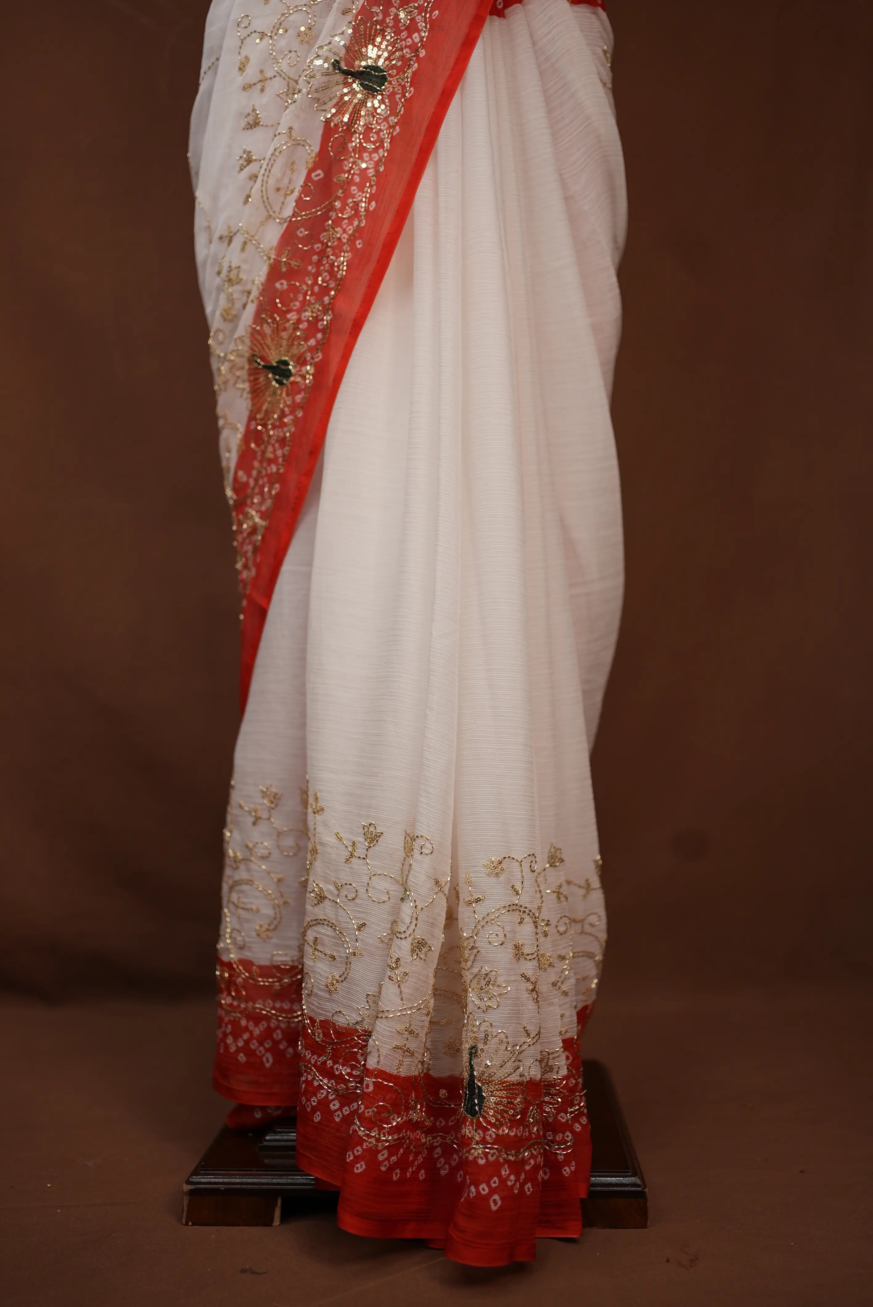 Royal Rajputi Faag Saree with Peacock Design and Jaal Pattern (Without Blouse)