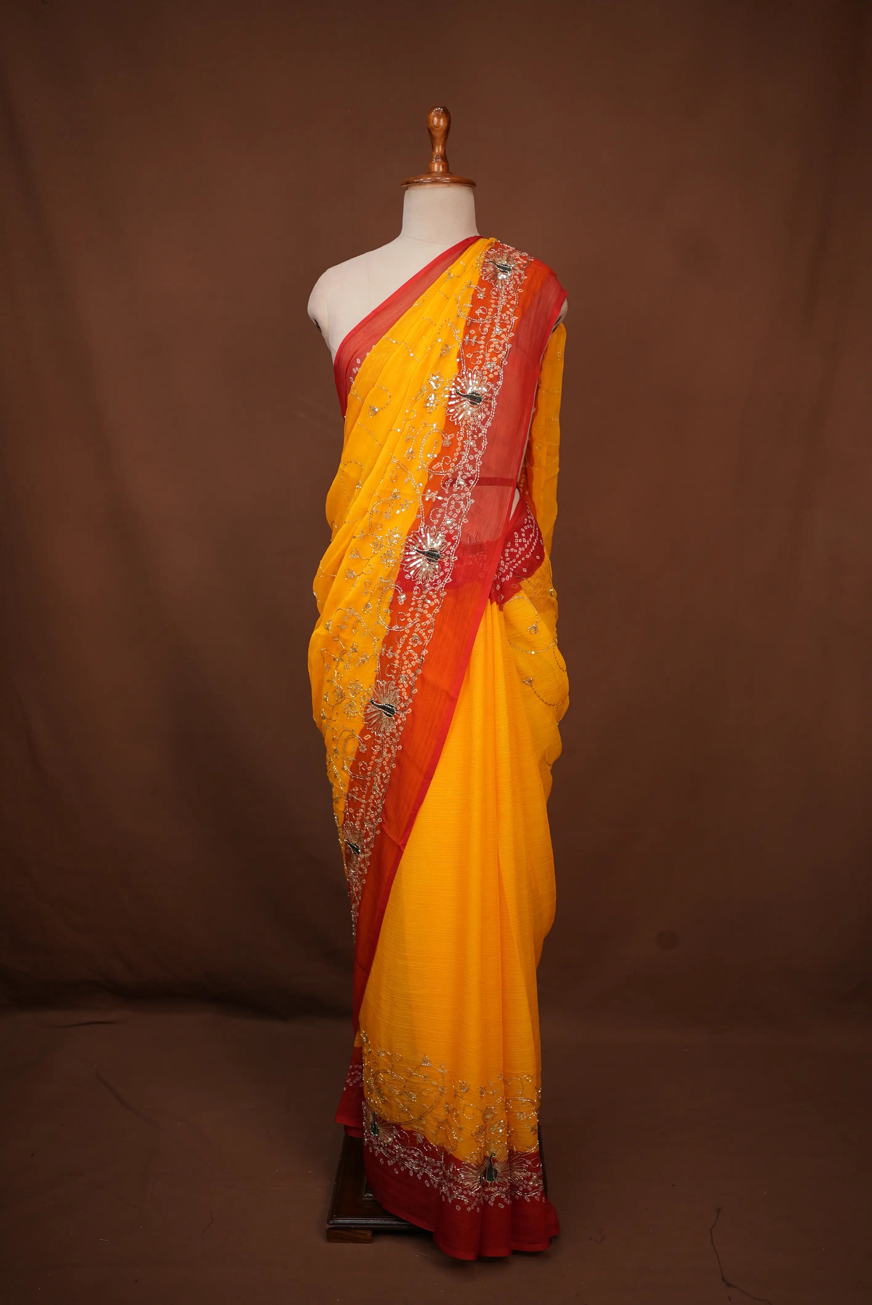 Royal Rajputi Faag Saree with Peacock Design and Jaal Pattern (Without Blouse)