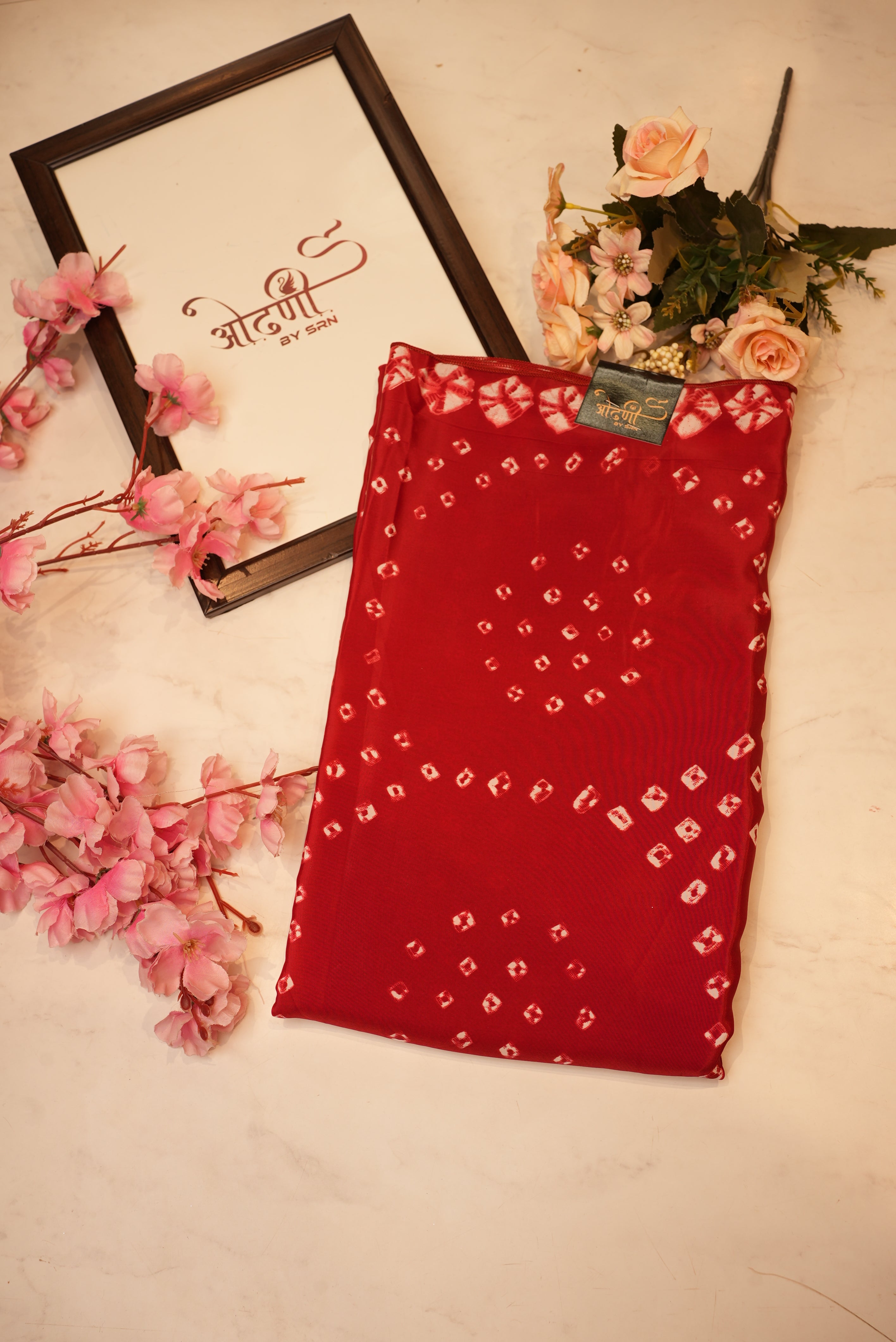 Viscos Satin Fabric Saree With Bandhani & Shibori Print (With Blouse)