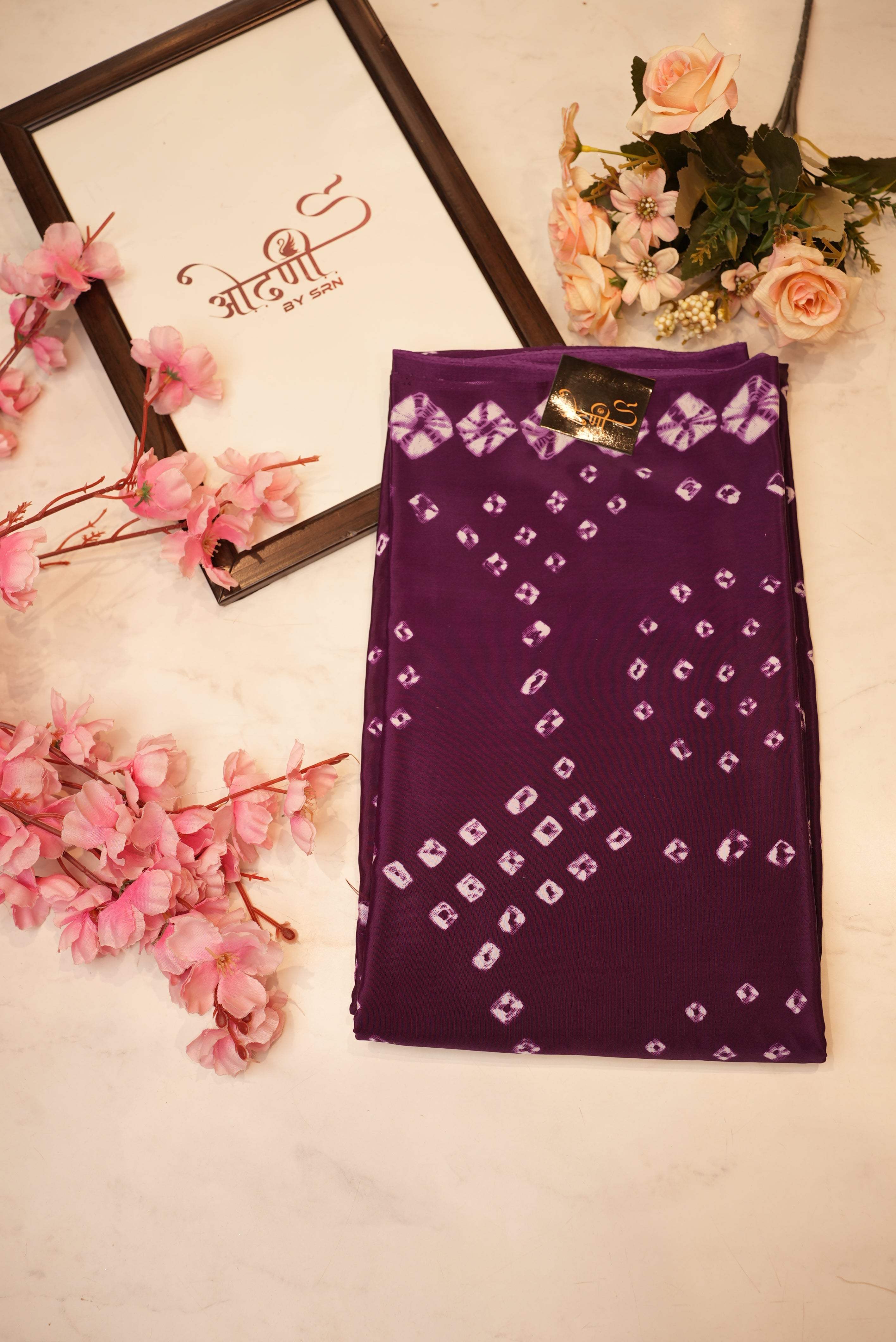 Viscos Satin Fabric Saree With Bandhani & Shibori Print (With Blouse)