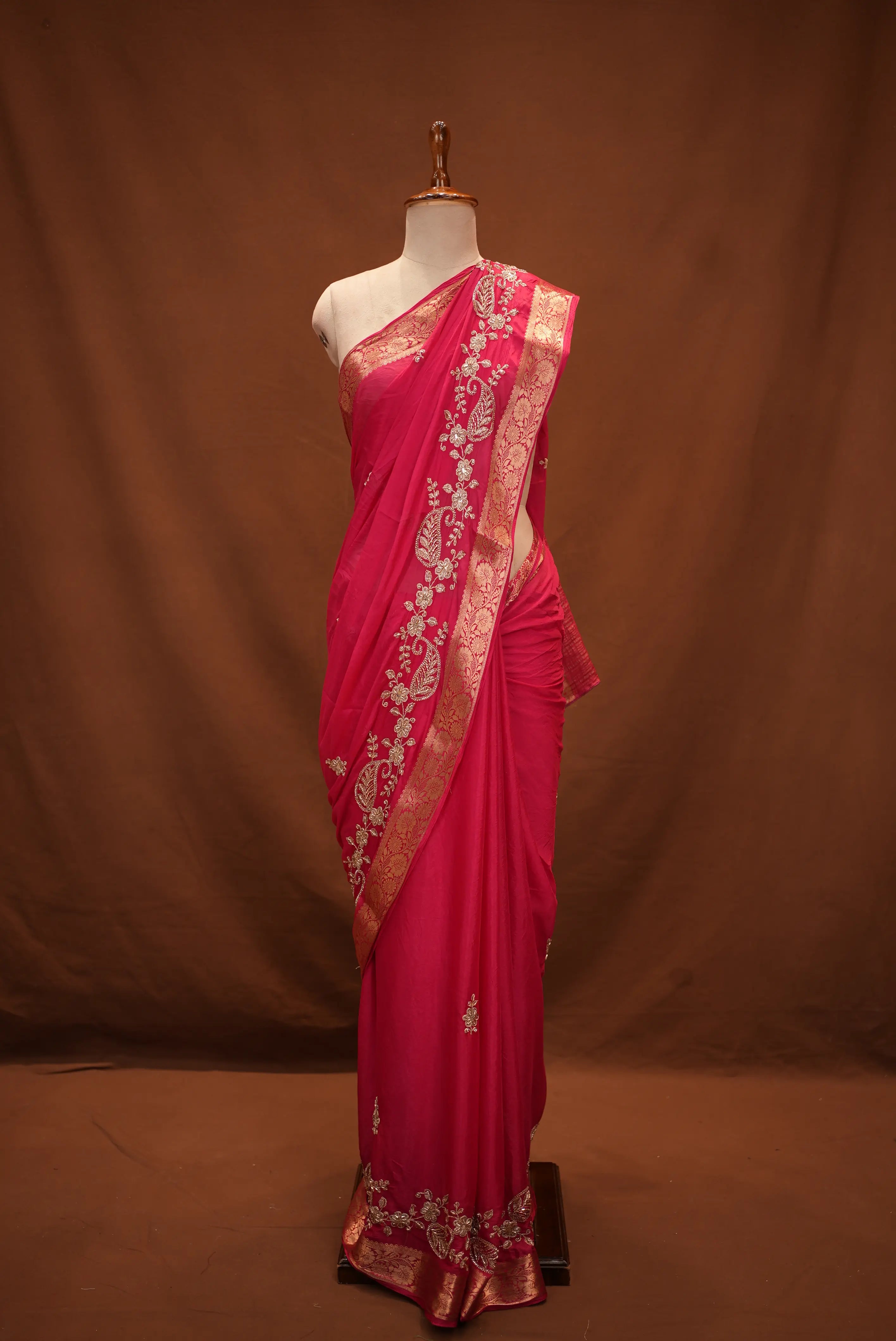 Zari Border Saree With Pannel Work On viscos Chinon Fabric  (With Running Blouse)