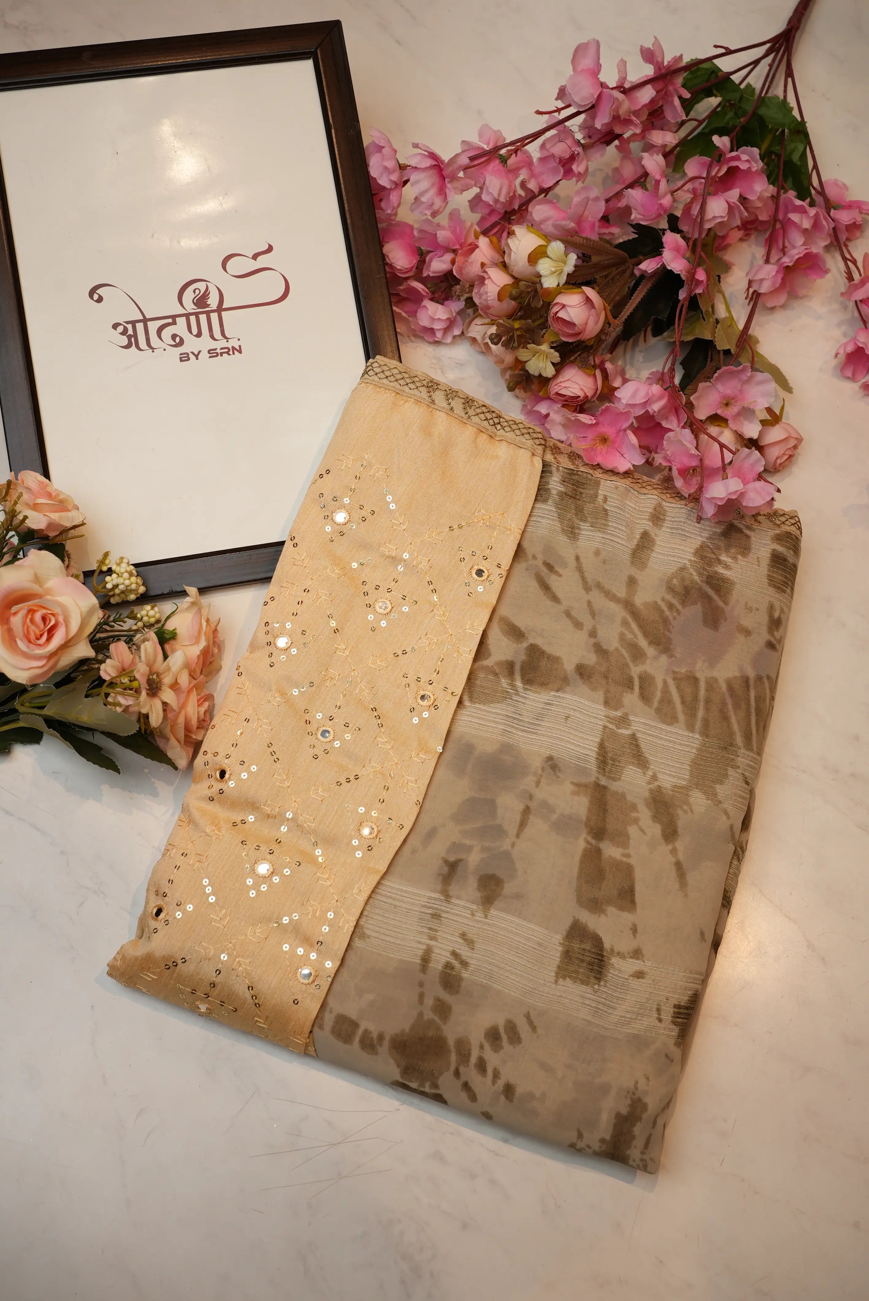 Georgate Fabric Saree With Mirror Blouse