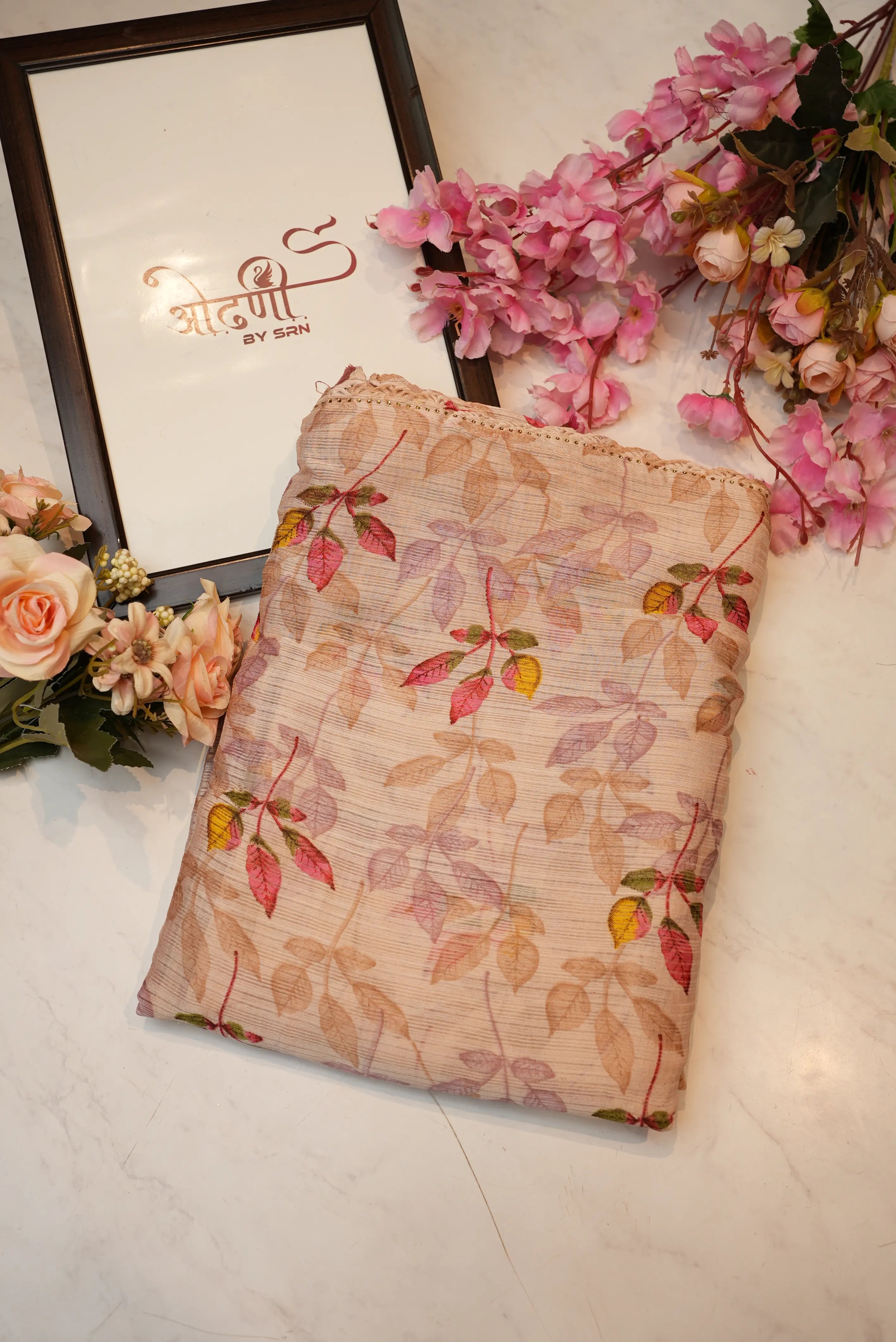 Lightweight Floral Print Saree With Cut Border
