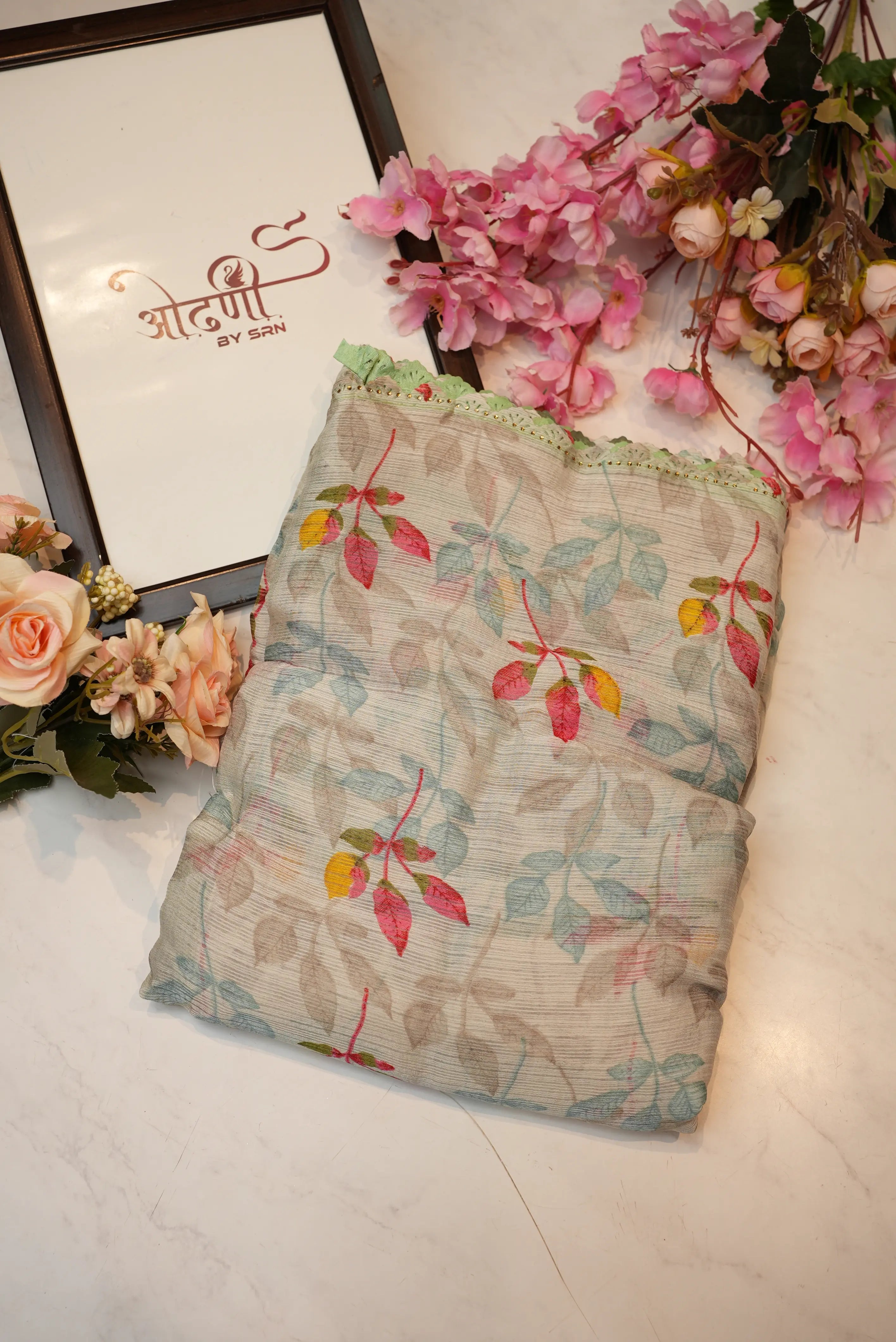 Lightweight Floral Print Saree With Cut Border