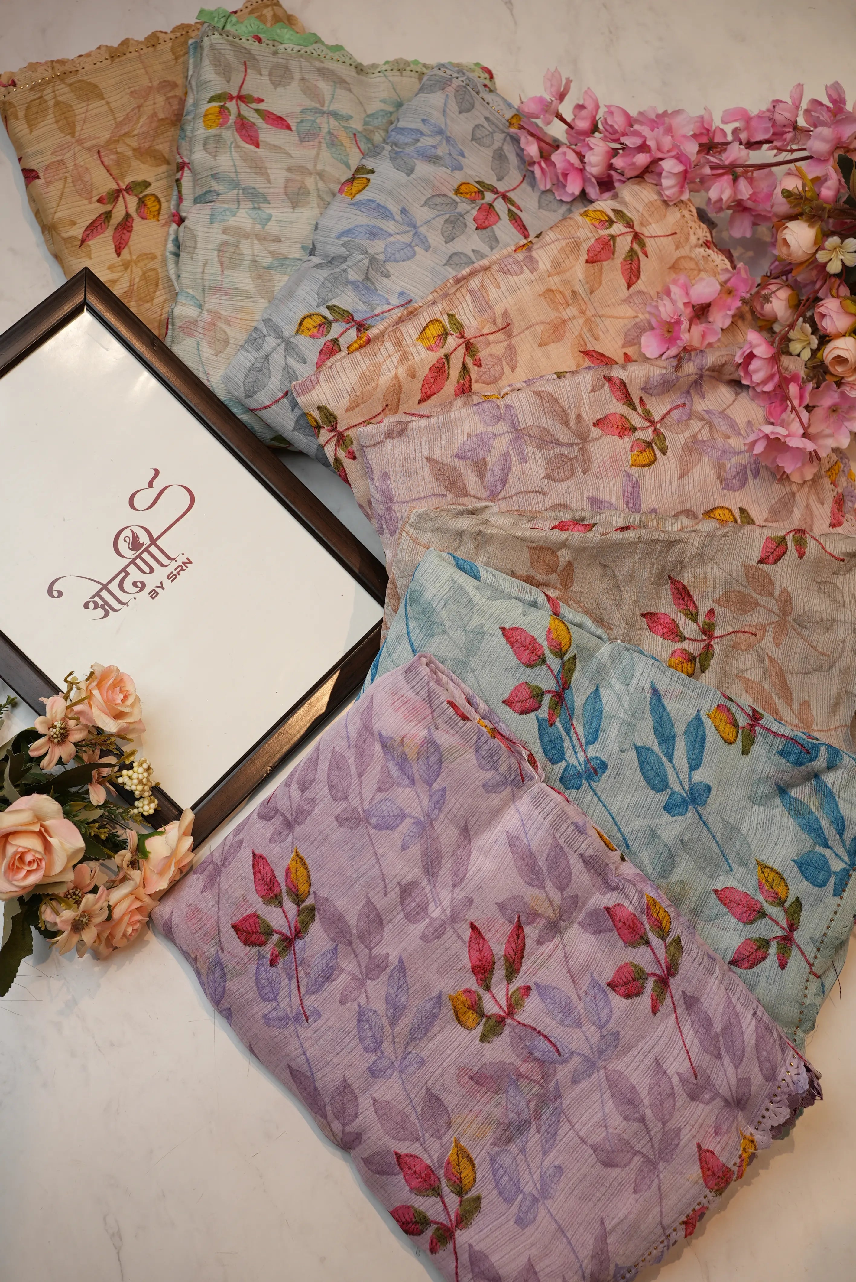 Lightweight Floral Print Saree With Cut Border