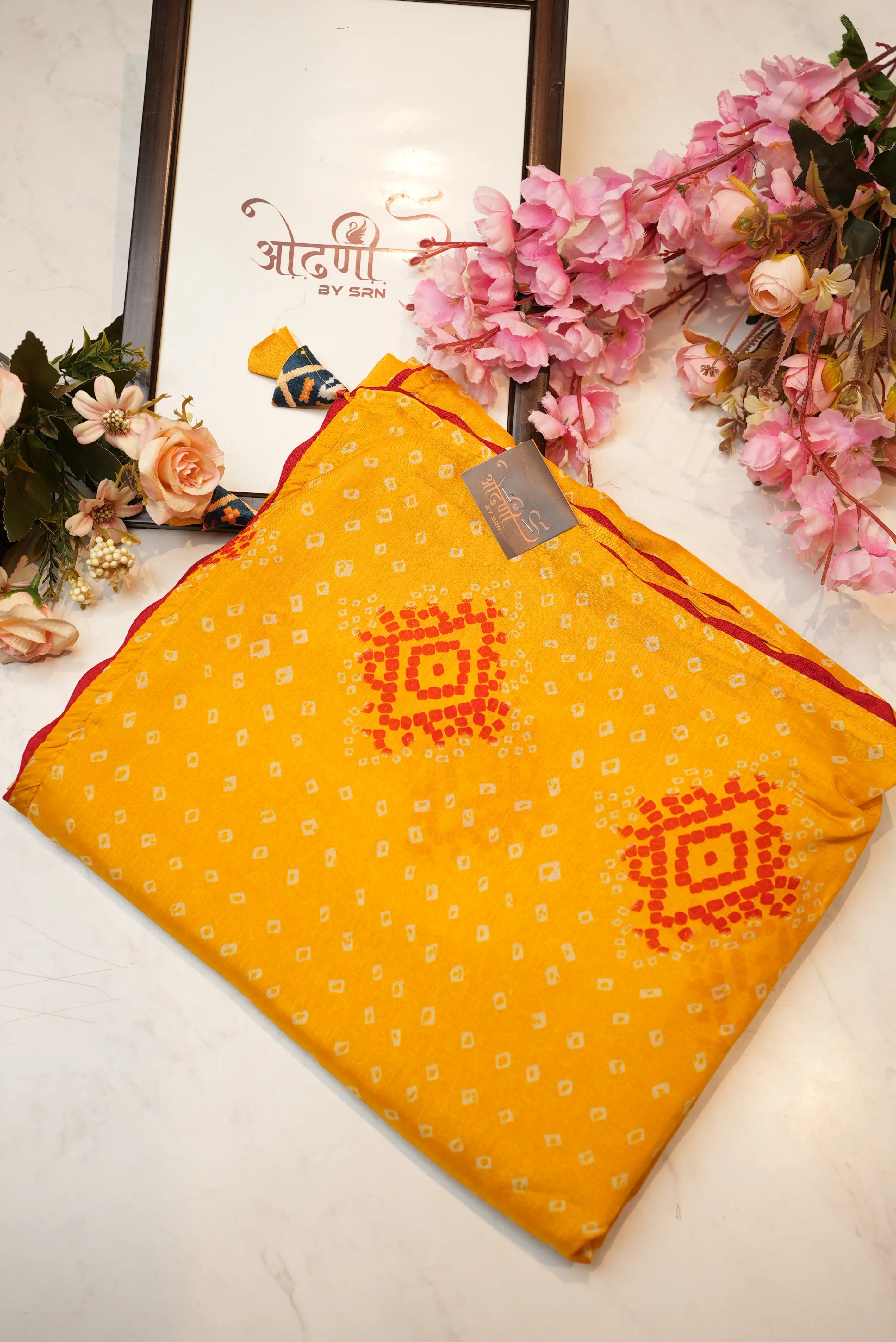 Rajasthani Chunri Print Saree with Contrast Piping